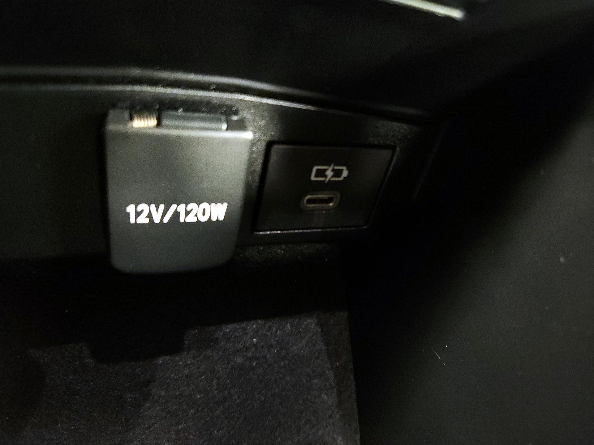 Thumbnail: 2024 Toyota Corolla - 18