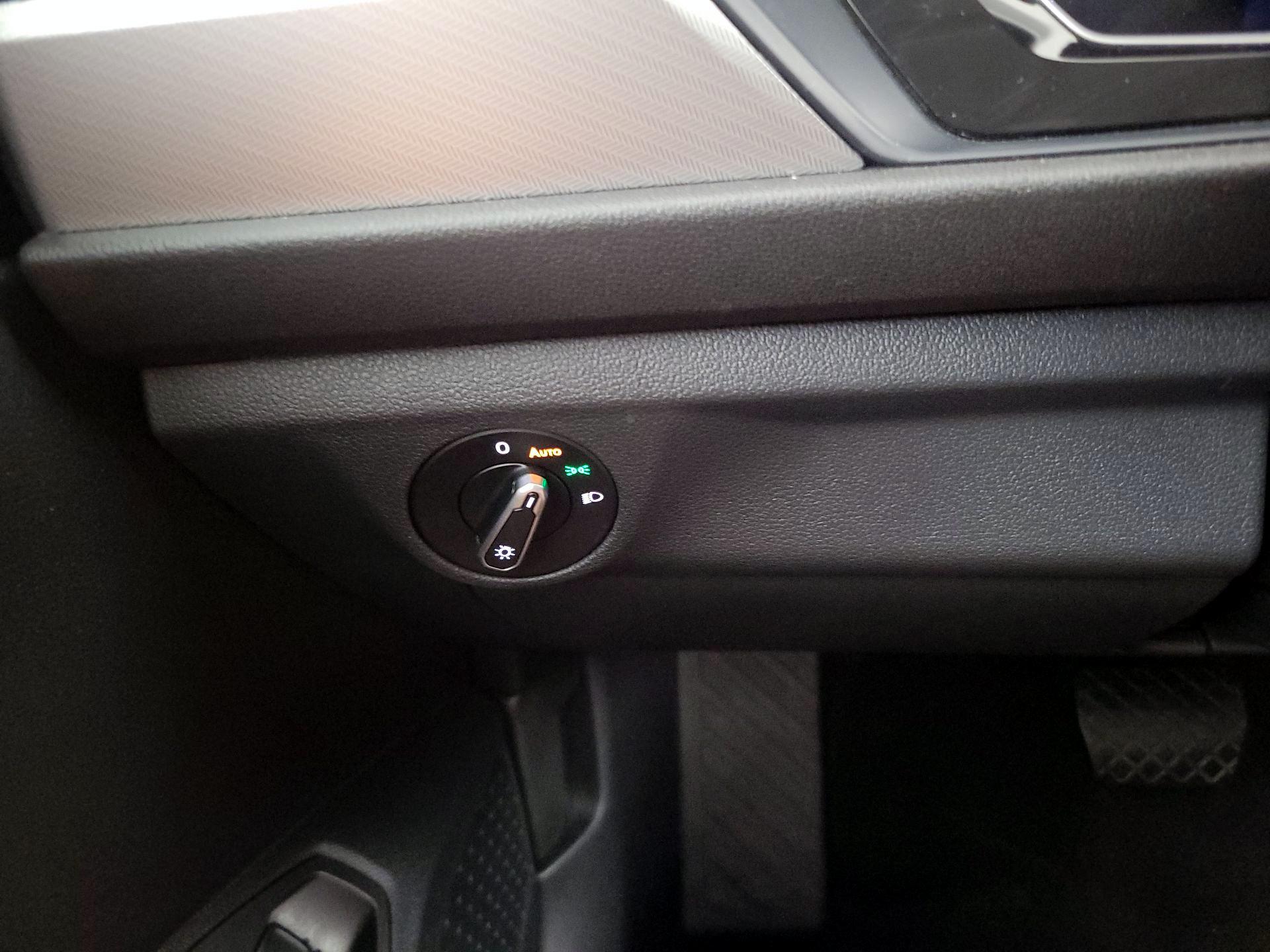 Thumbnail: 2024 Volkswagen Jetta - 13