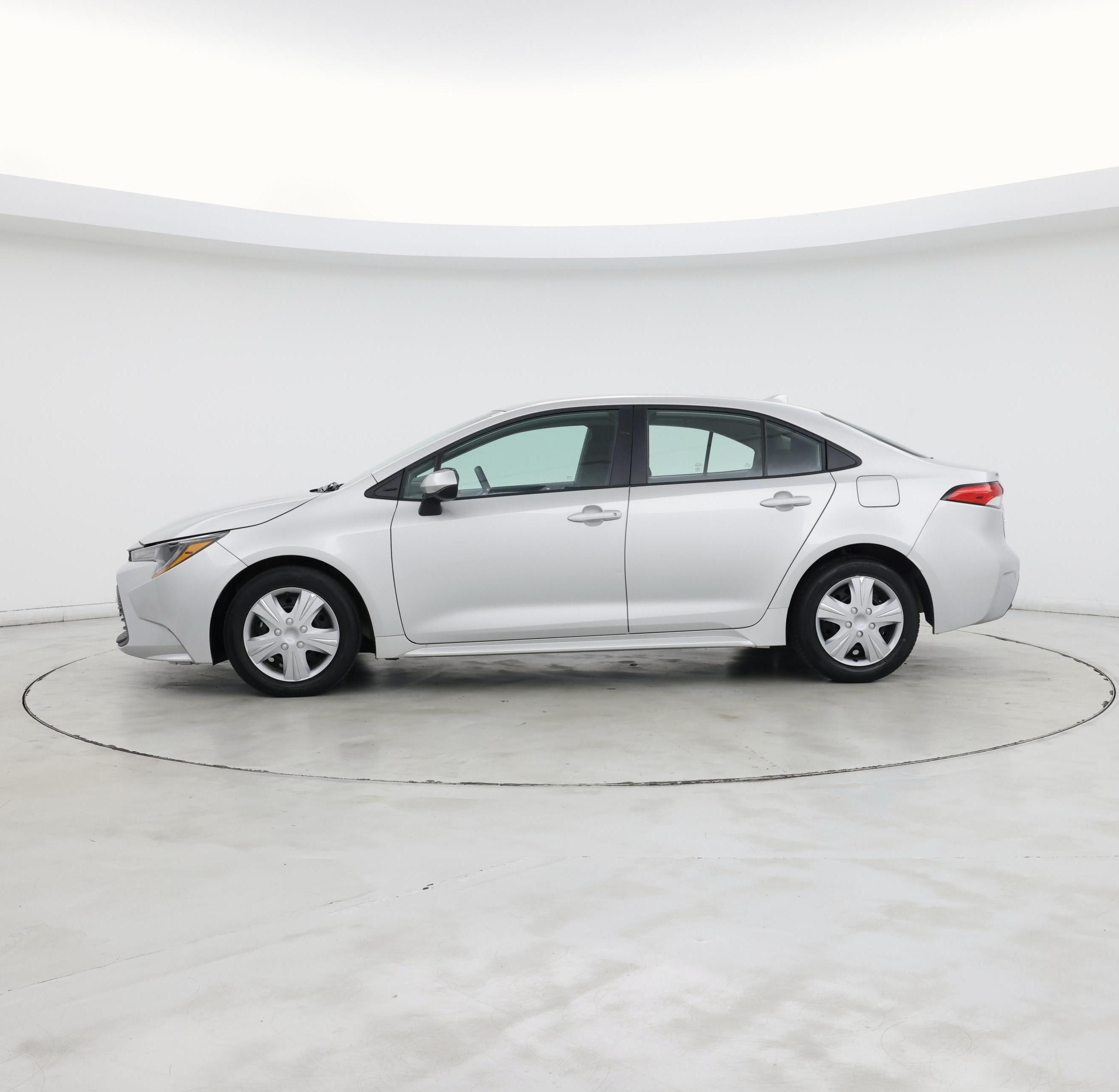 Thumbnail: 2024 Toyota Corolla - 3