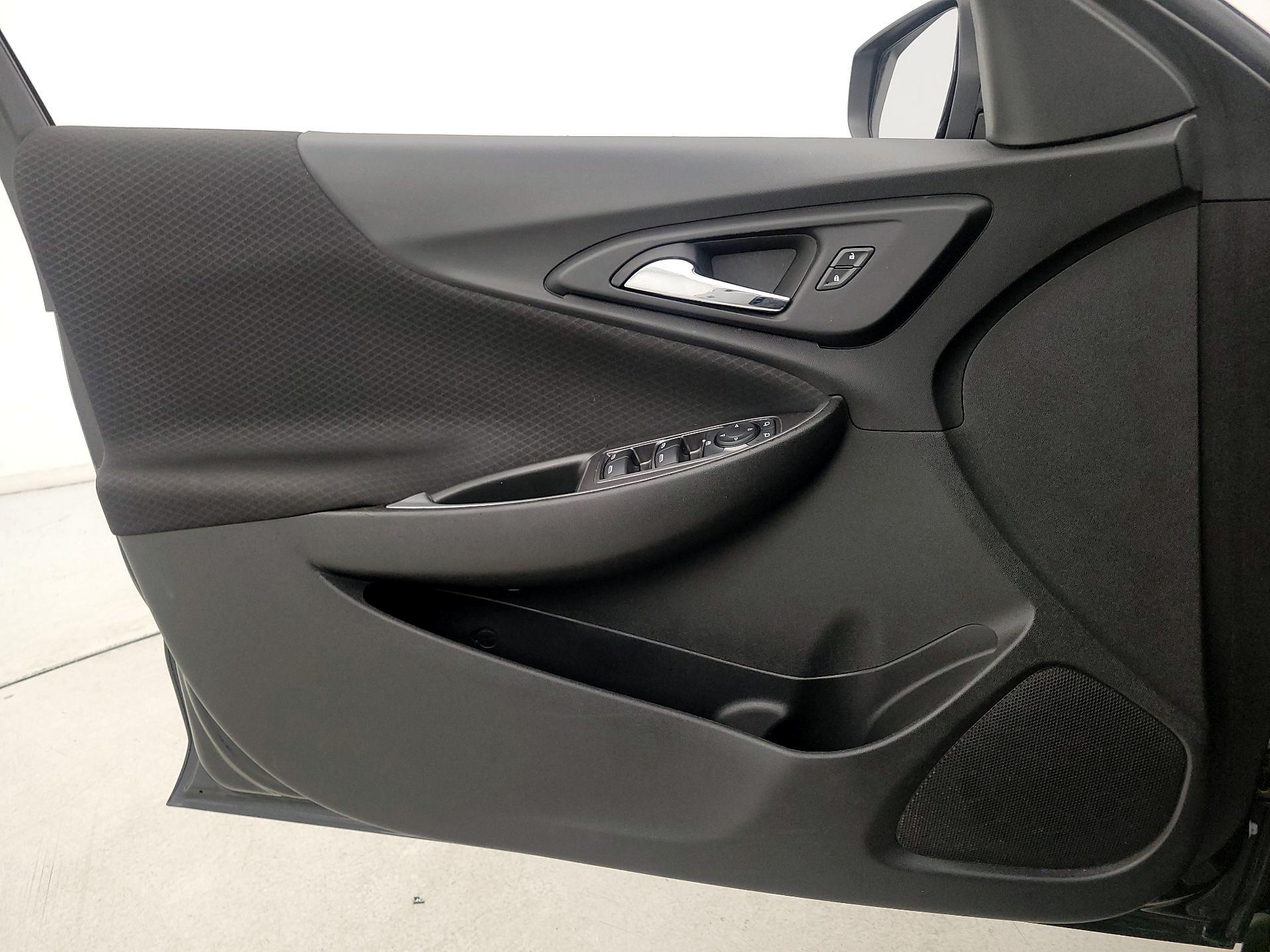 Thumbnail: 2023 Chevrolet Malibu - 12