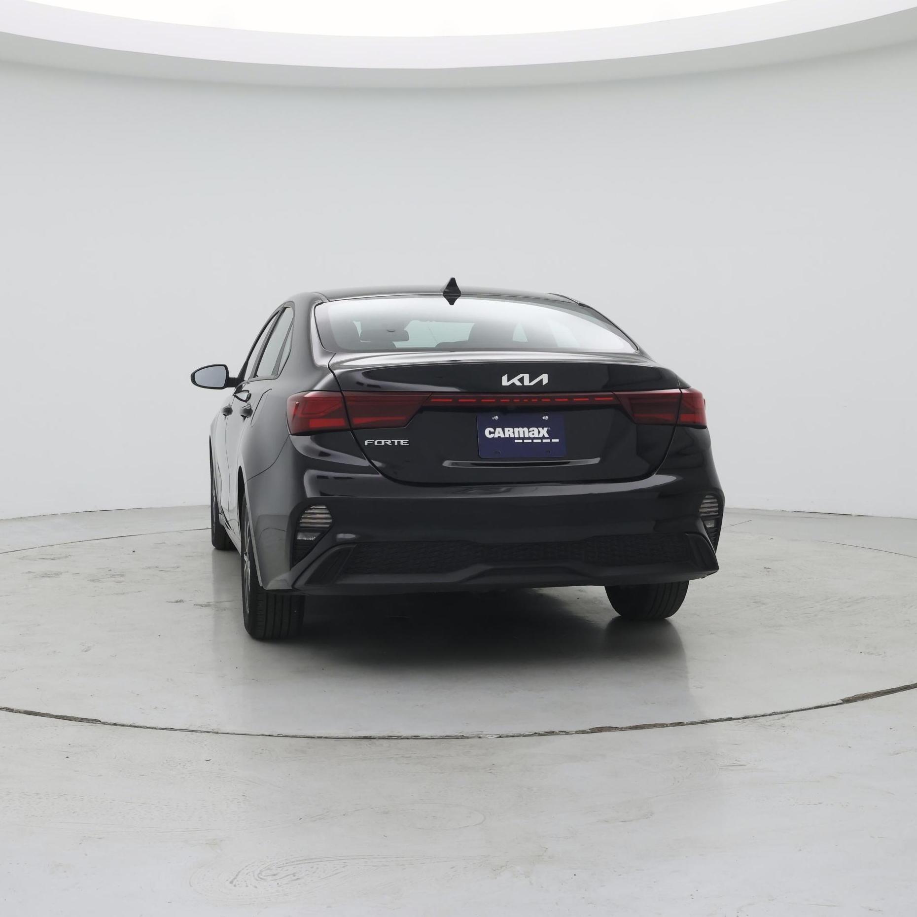 Thumbnail: 2024 Kia Forte - 6