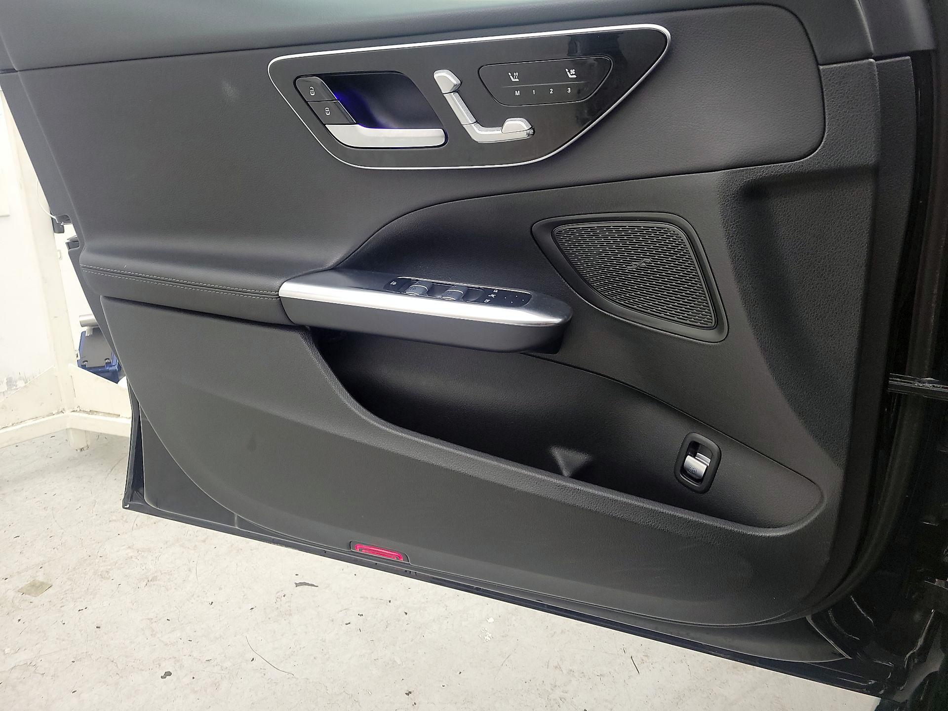 Thumbnail: 2024 Mercedes-Benz C-Class - 12