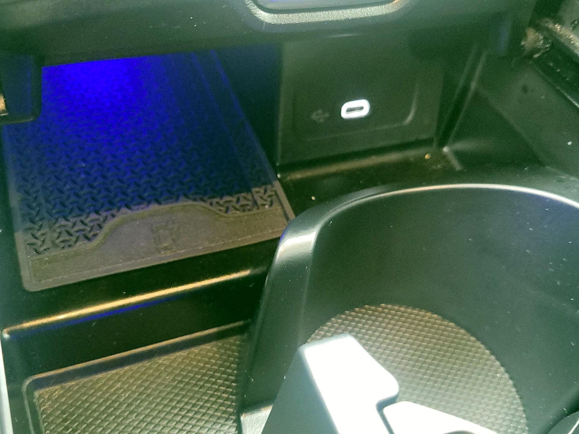 Thumbnail: 2024 Mercedes-Benz C-Class - 18