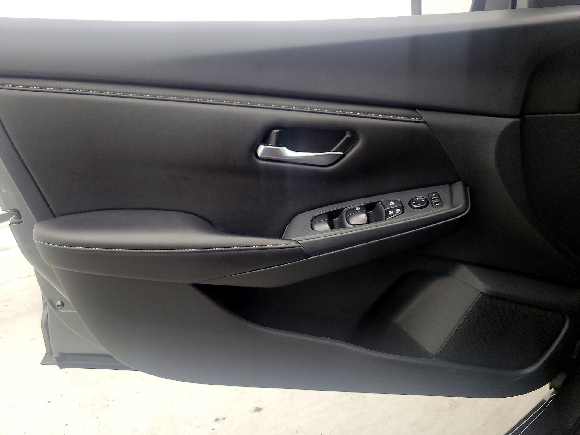 Thumbnail: 2024 Nissan Sentra - 12