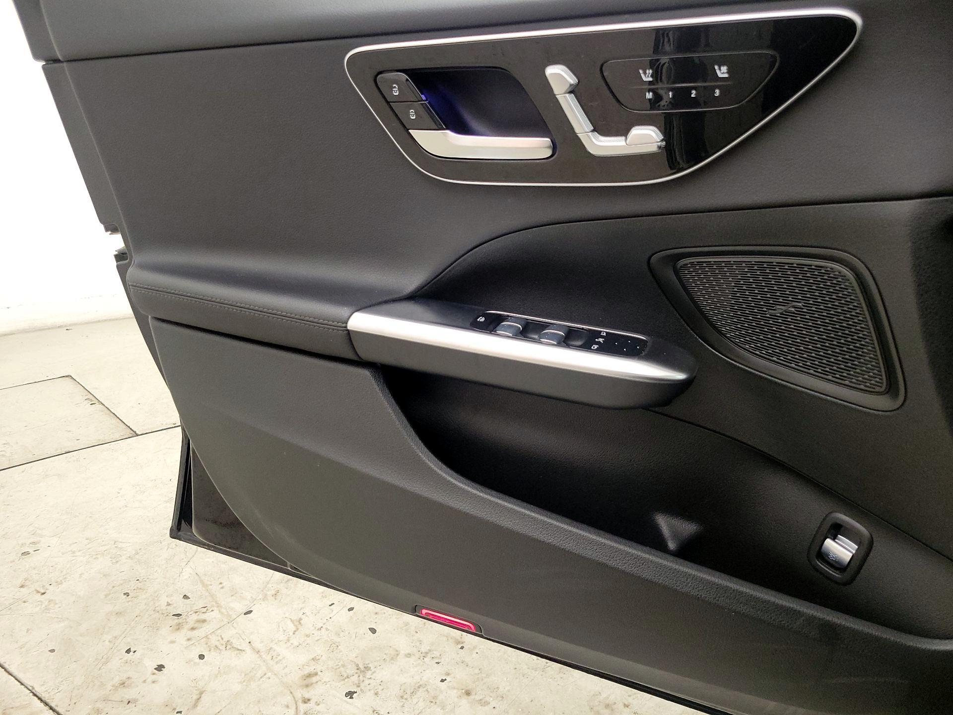 Thumbnail: 2024 Mercedes-Benz C-Class - 12