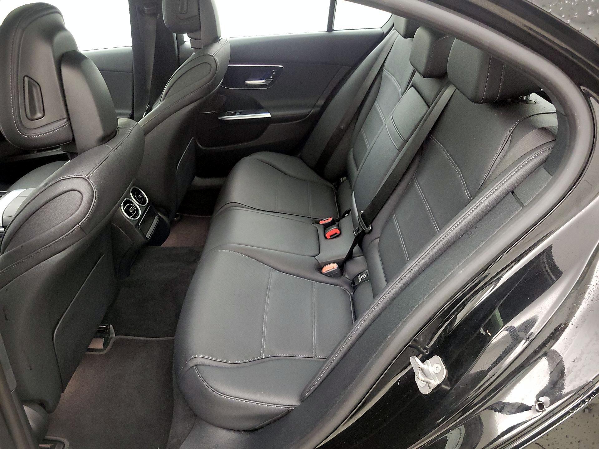 Thumbnail: 2024 Mercedes-Benz C-Class - 20