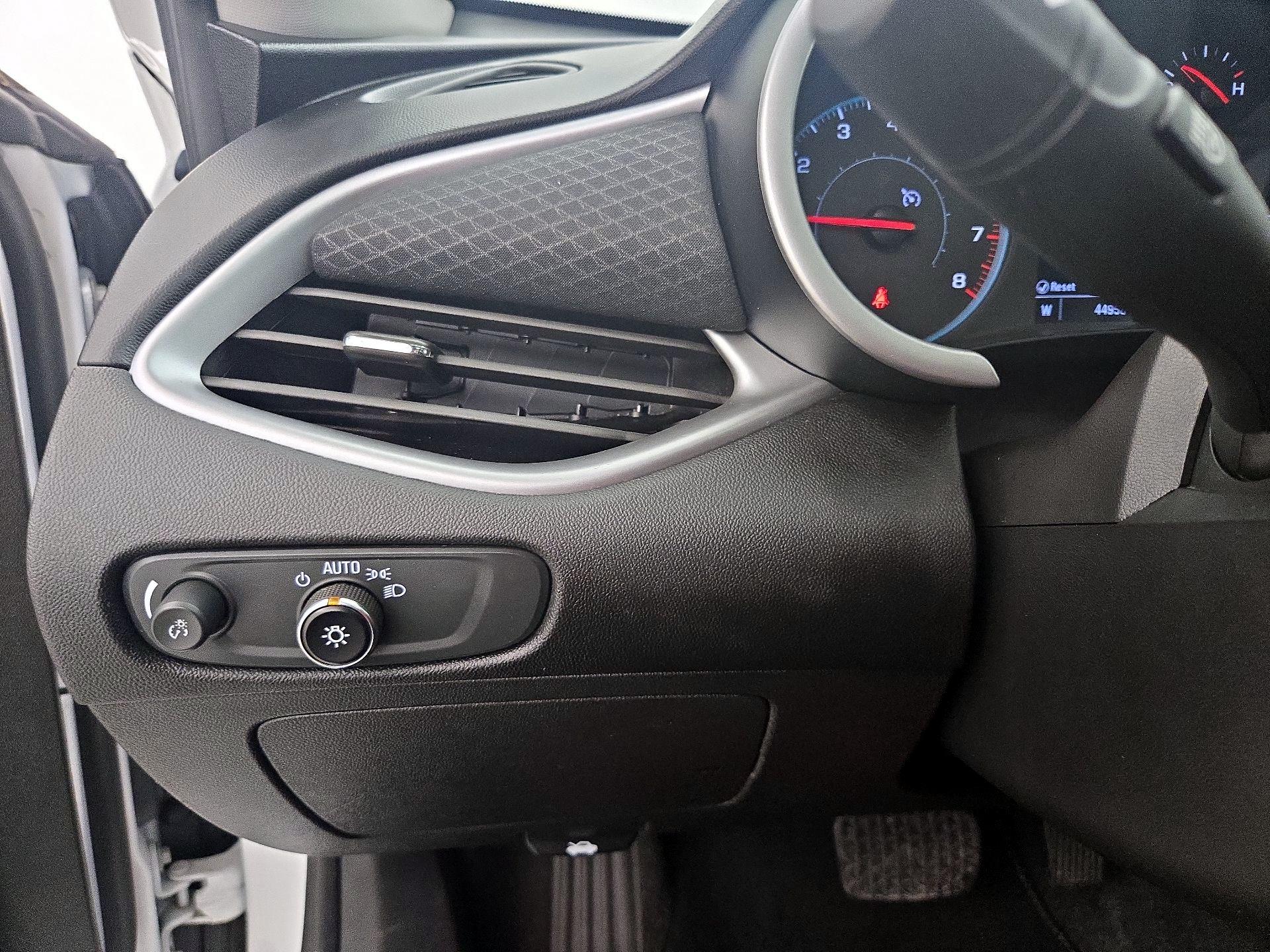 Thumbnail: 2023 Chevrolet Malibu - 13