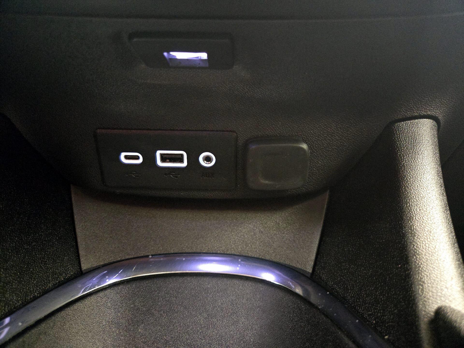 Thumbnail: 2023 Chevrolet Malibu - 18