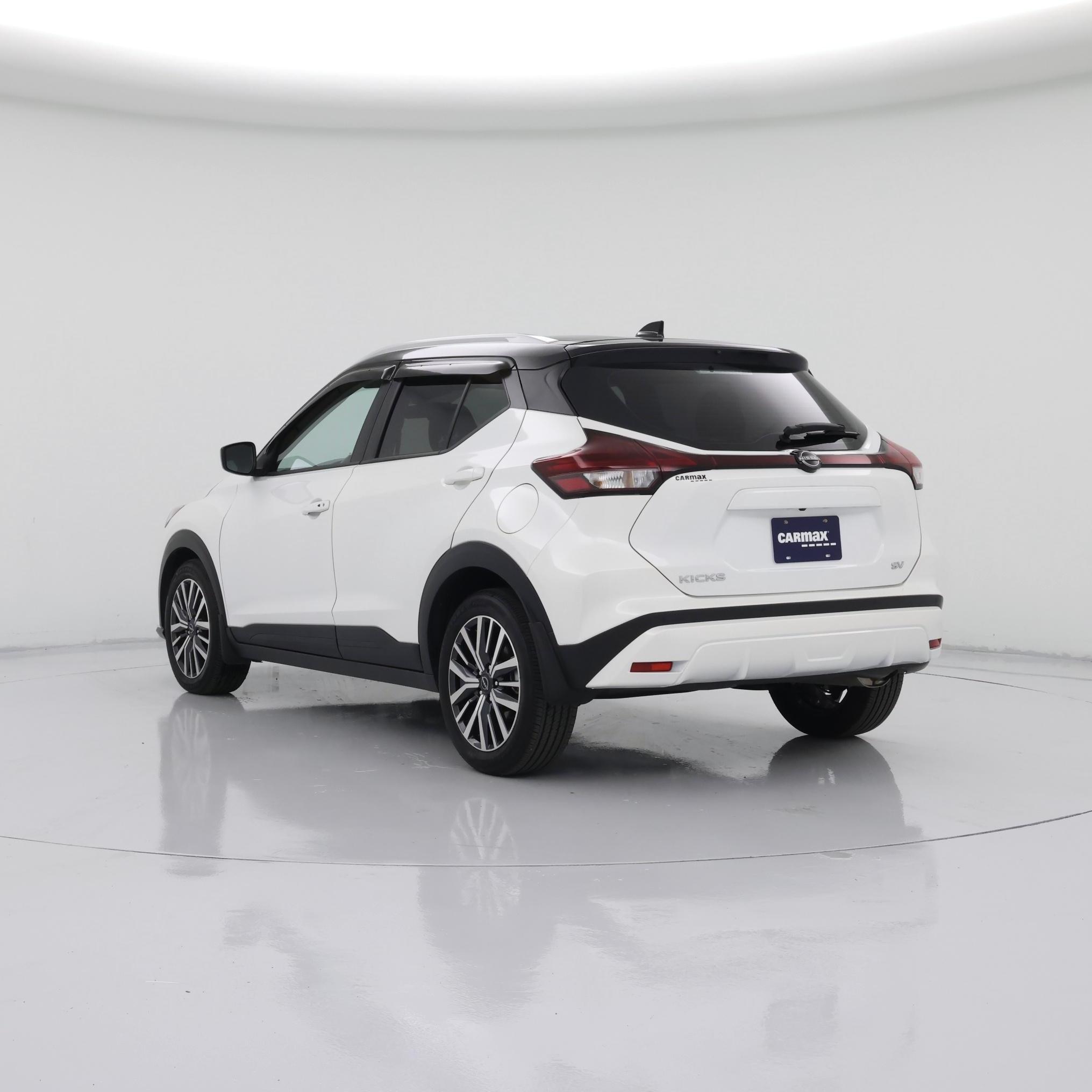 Thumbnail: 2024 Nissan Kicks - 2