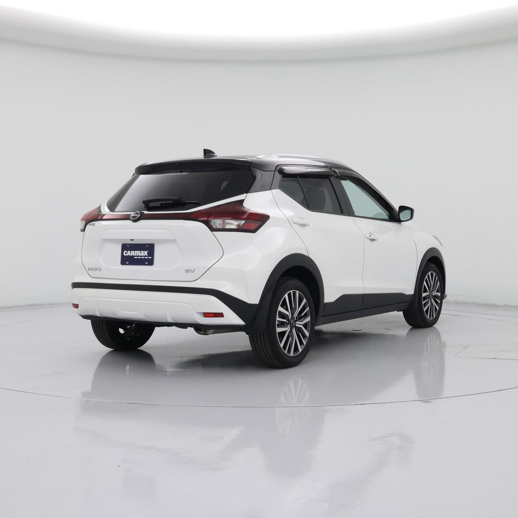 Thumbnail: 2024 Nissan Kicks - 8