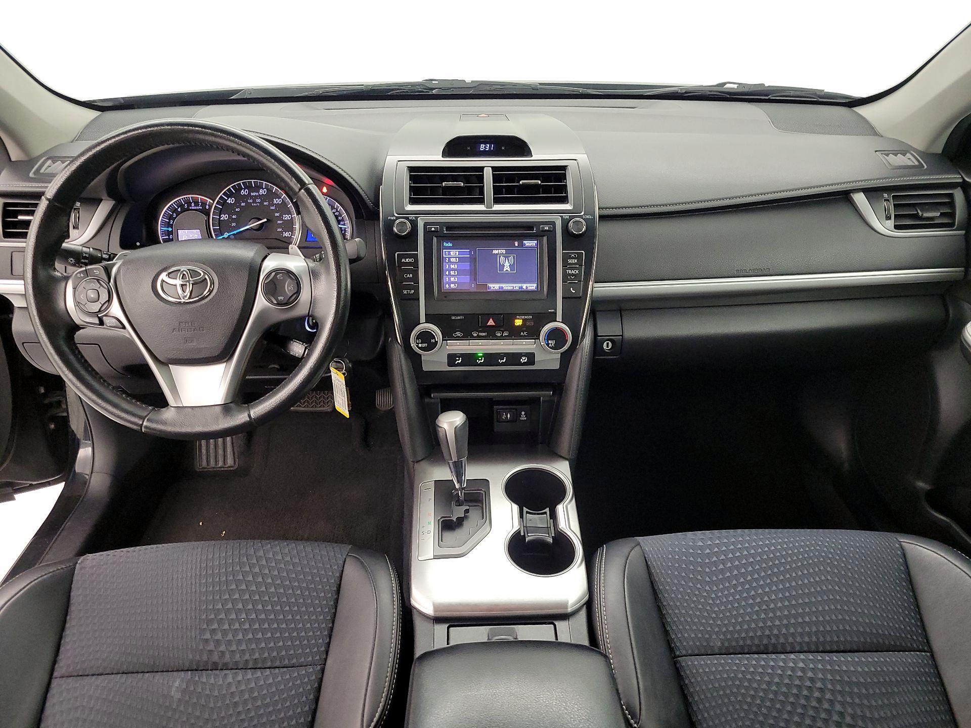 Thumbnail: 2014 Toyota Camry - 9