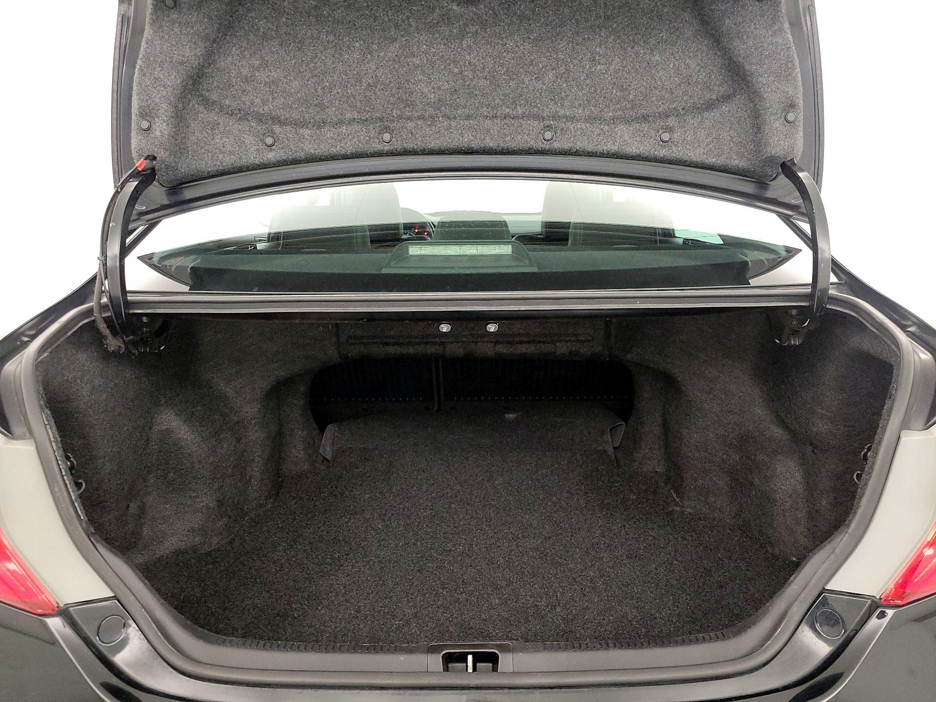 Thumbnail: 2014 Toyota Camry - 20