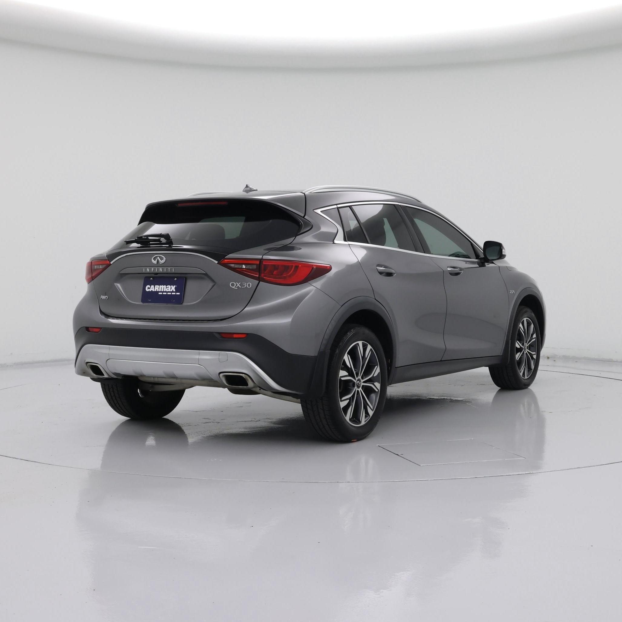 Thumbnail: 2018 INFINITI QX30 - 8