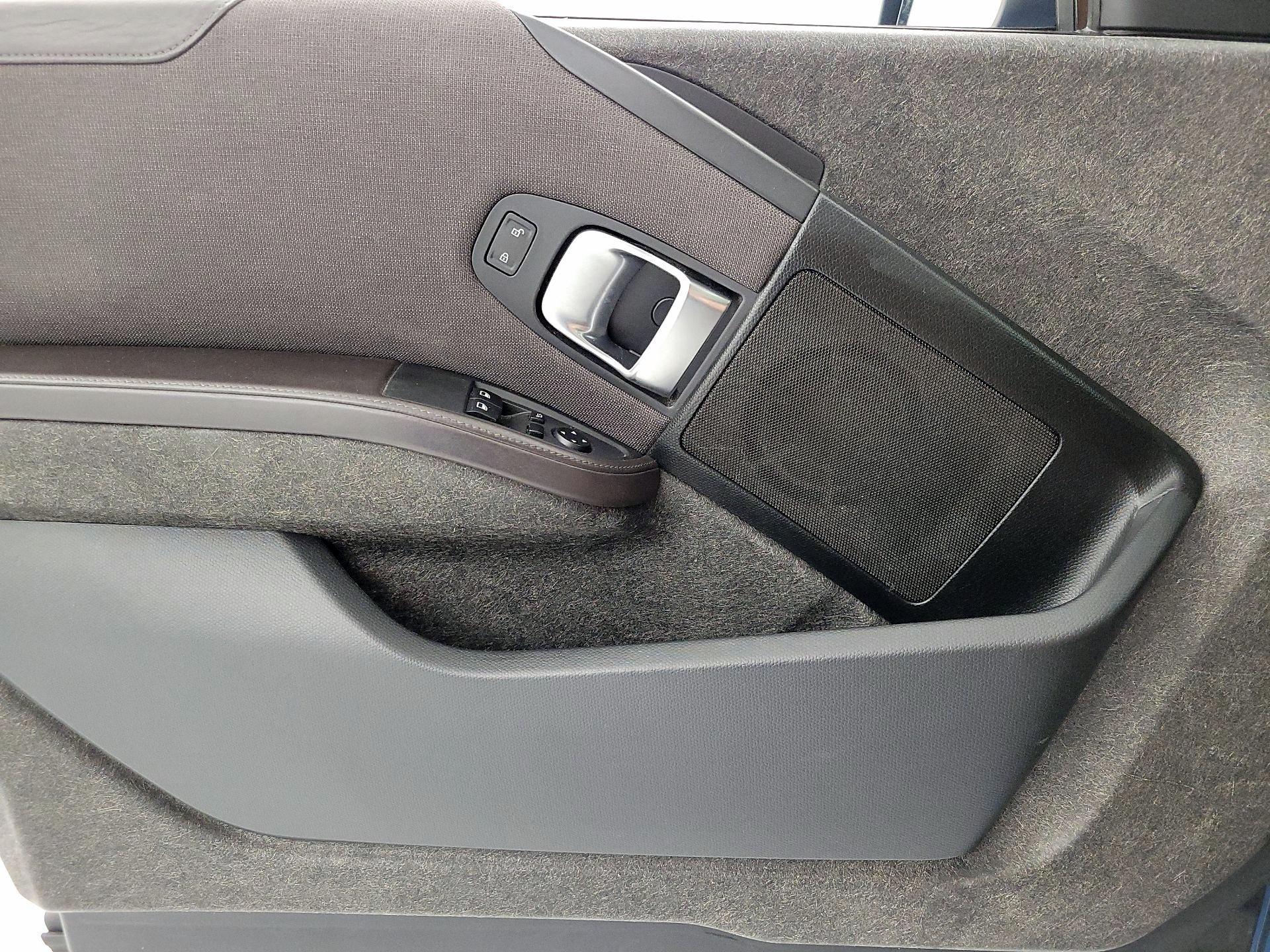 Thumbnail: 2017 BMW i3 - 12