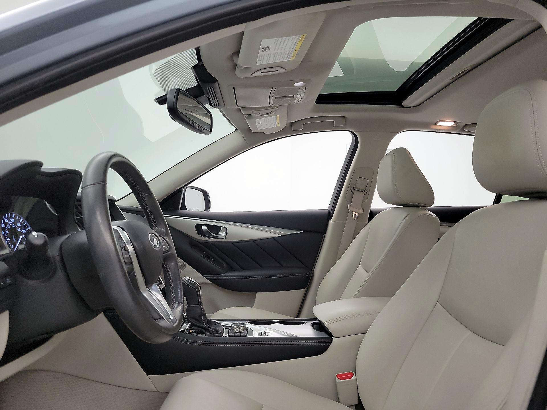 Thumbnail: 2020 INFINITI Q50 - 18