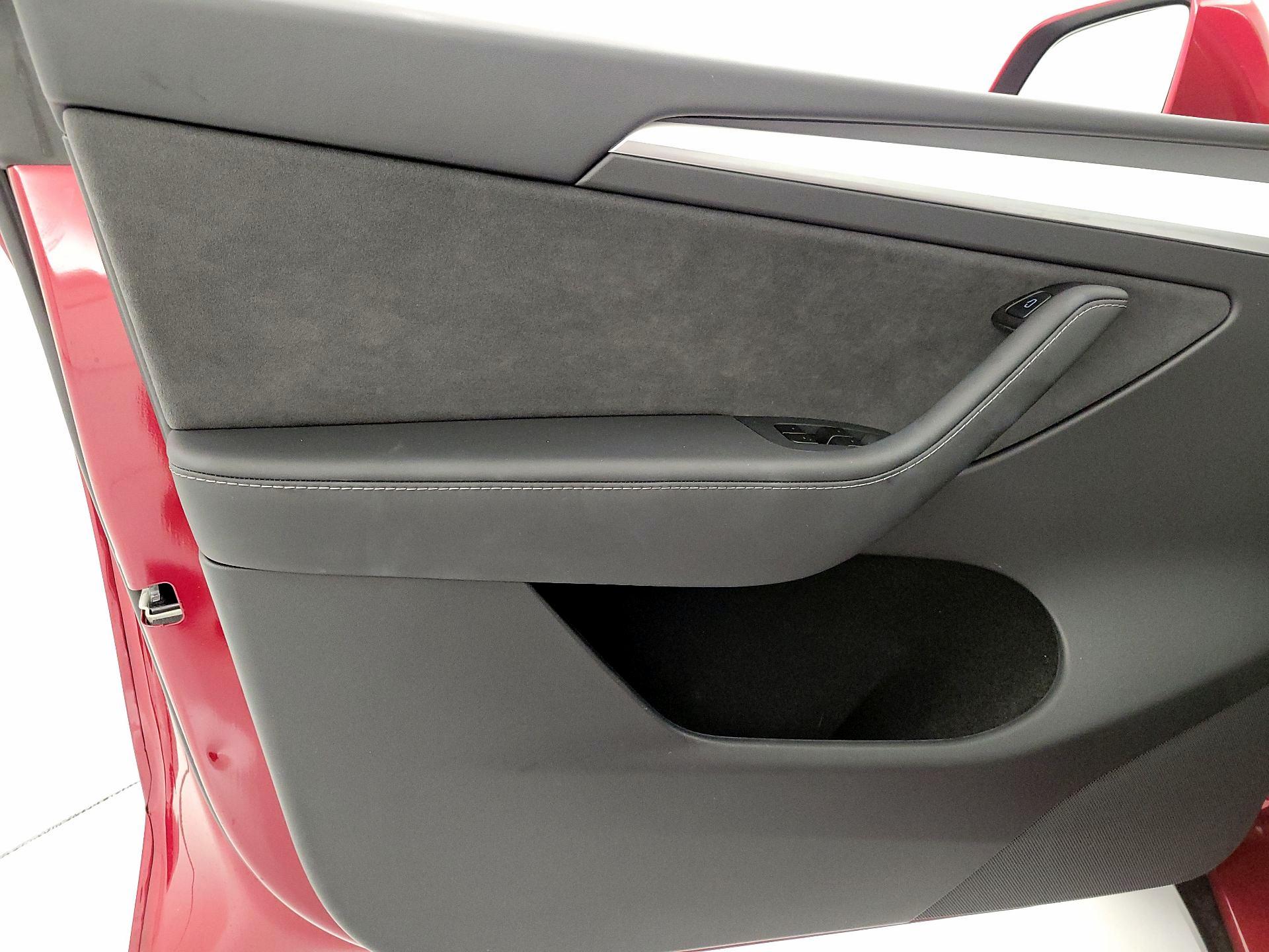 Thumbnail: 2025 Tesla Model Y - 12