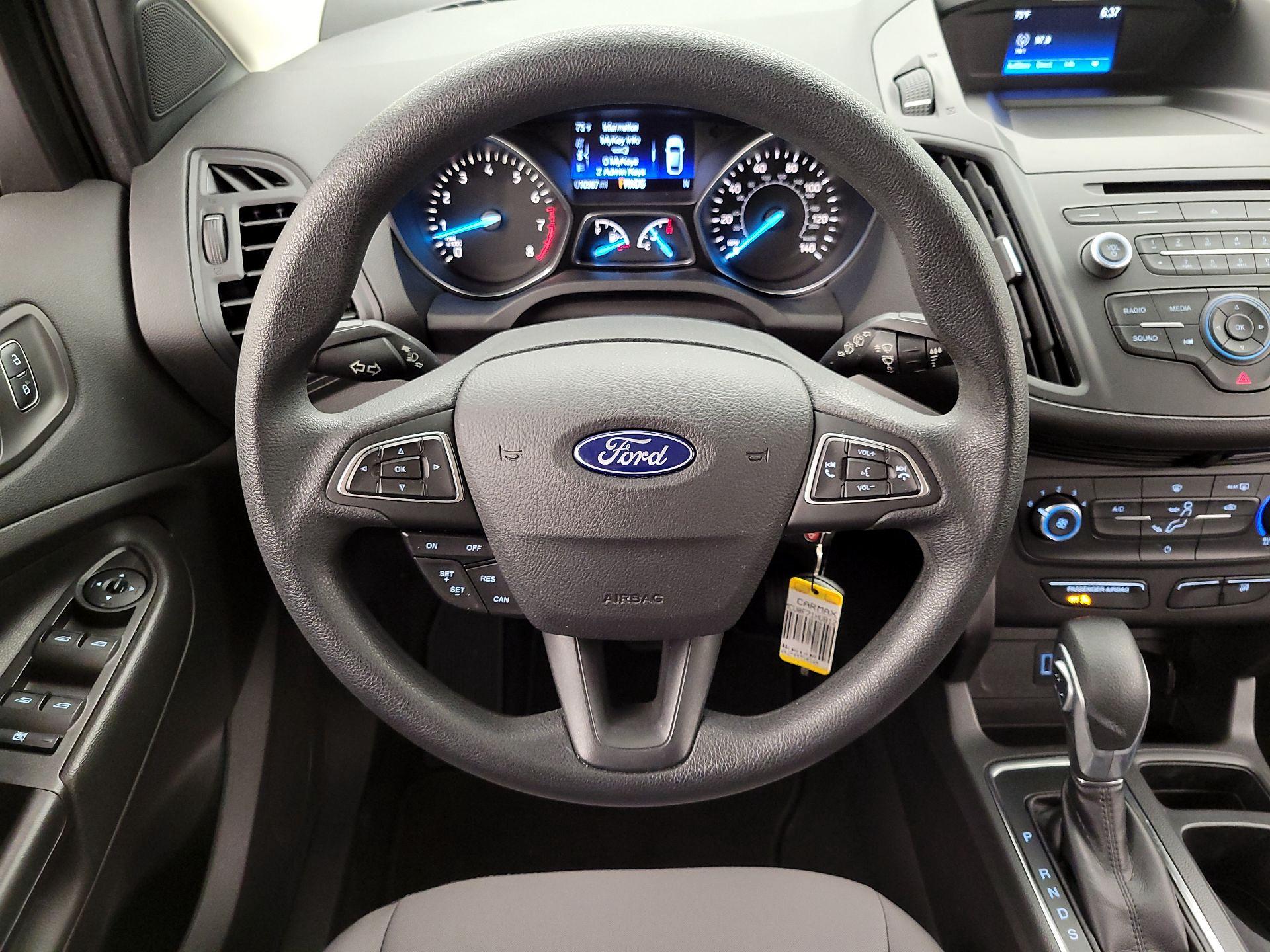 Thumbnail: 2017 Ford Escape - 10