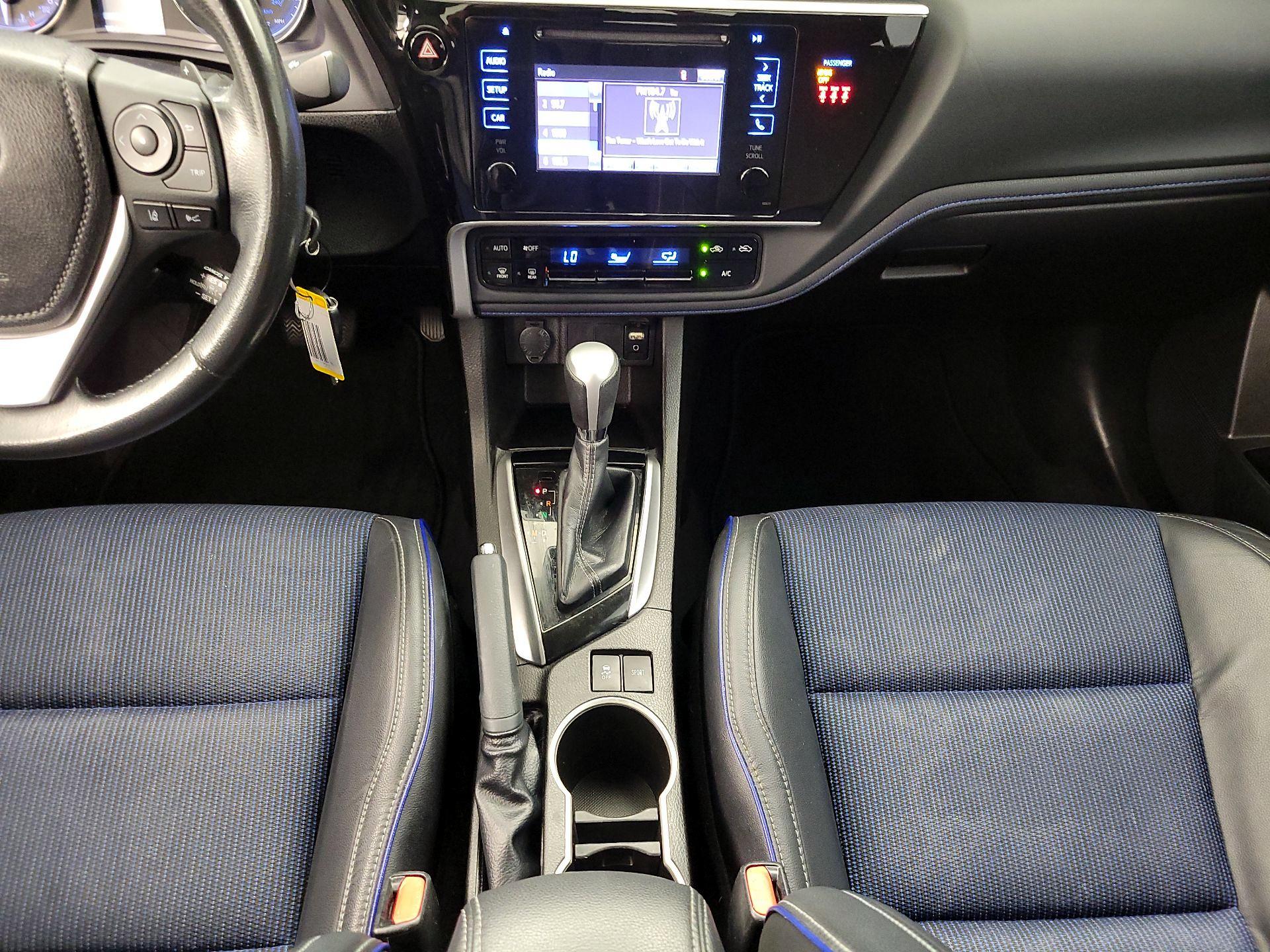 Thumbnail: 2019 Toyota Corolla - 17