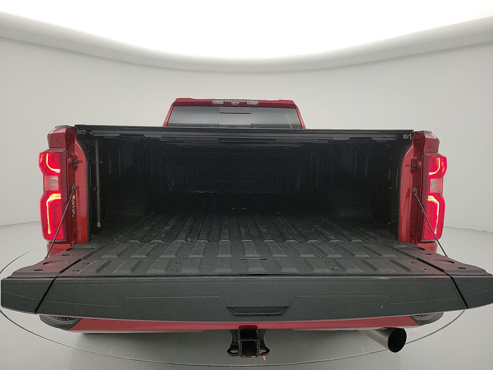 Thumbnail: 2022 Chevrolet Silverado 3500 - 20