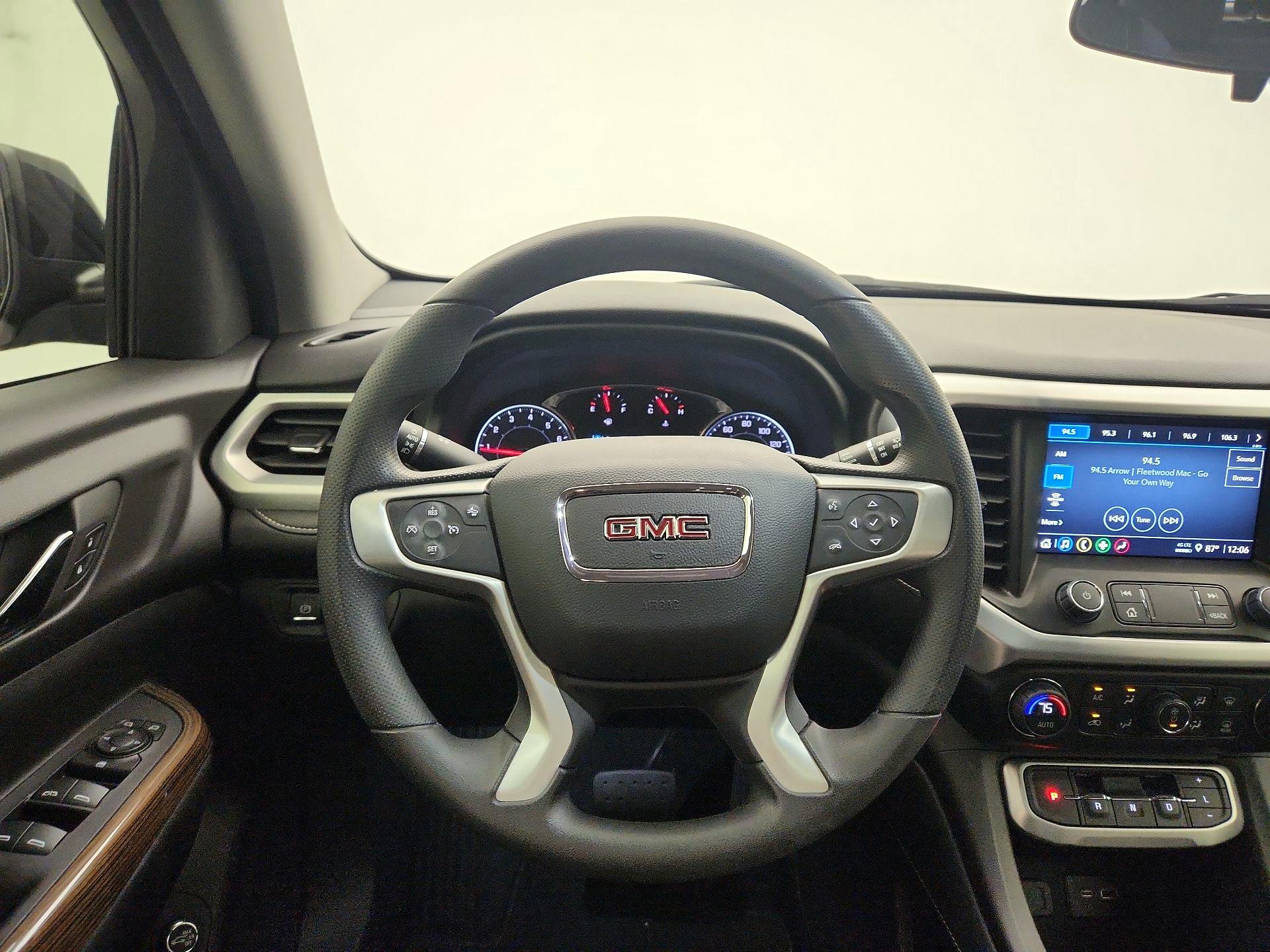Thumbnail: 2023 GMC Acadia - 10