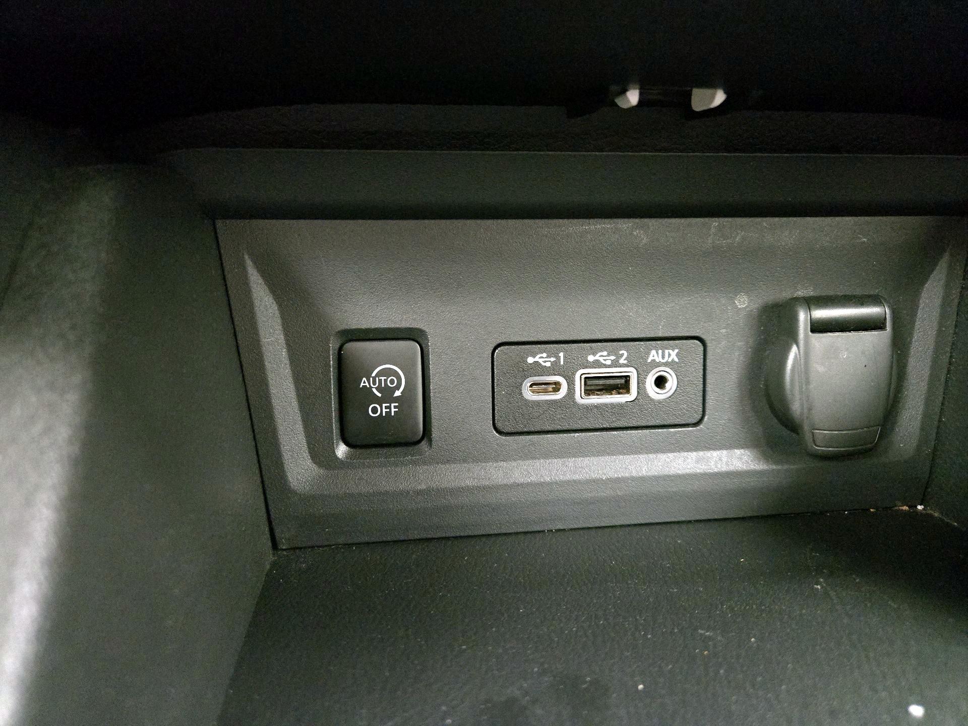 Thumbnail: 2024 Nissan Sentra - 18