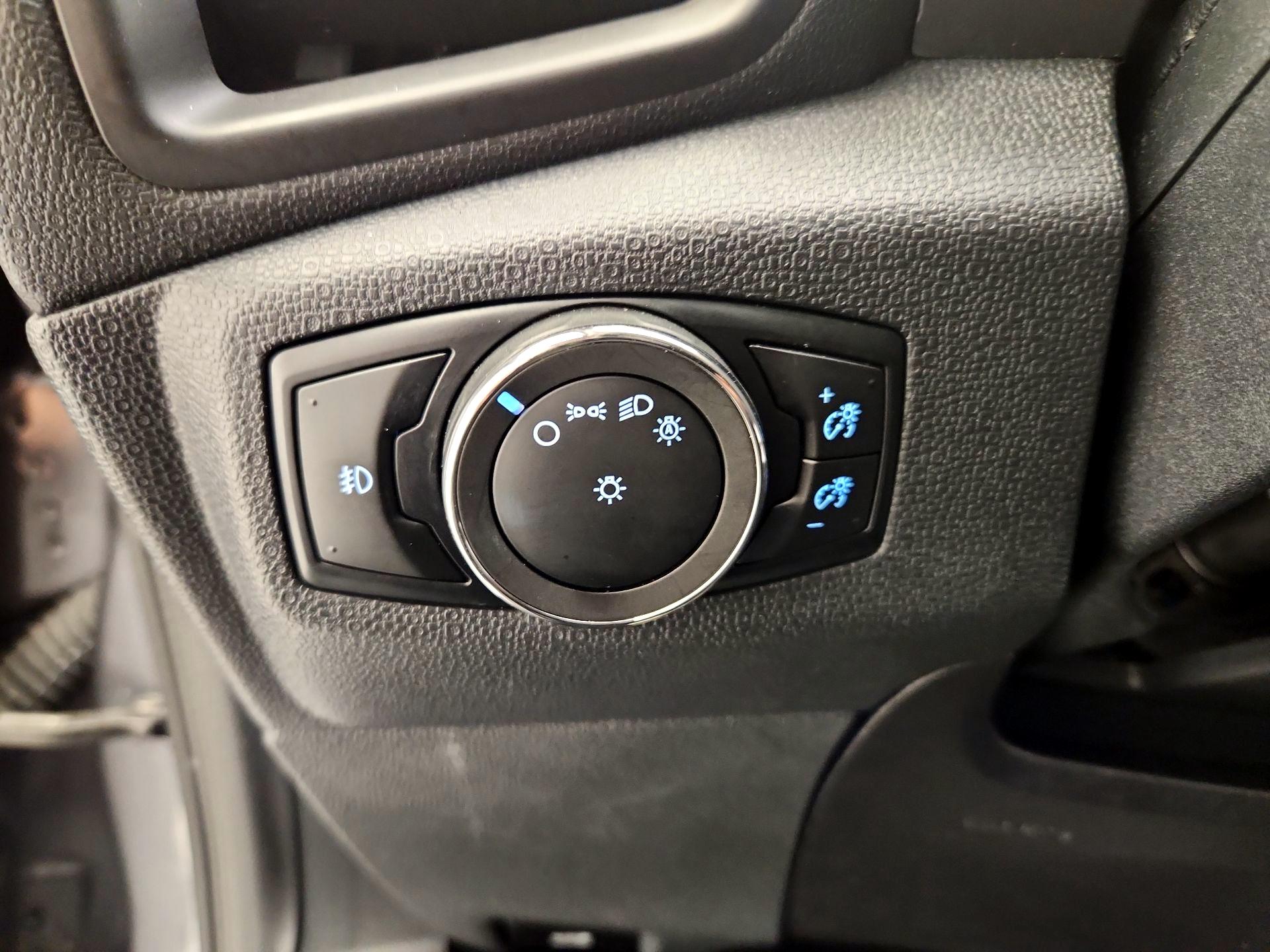 Thumbnail: 2021 Ford EcoSport - 13