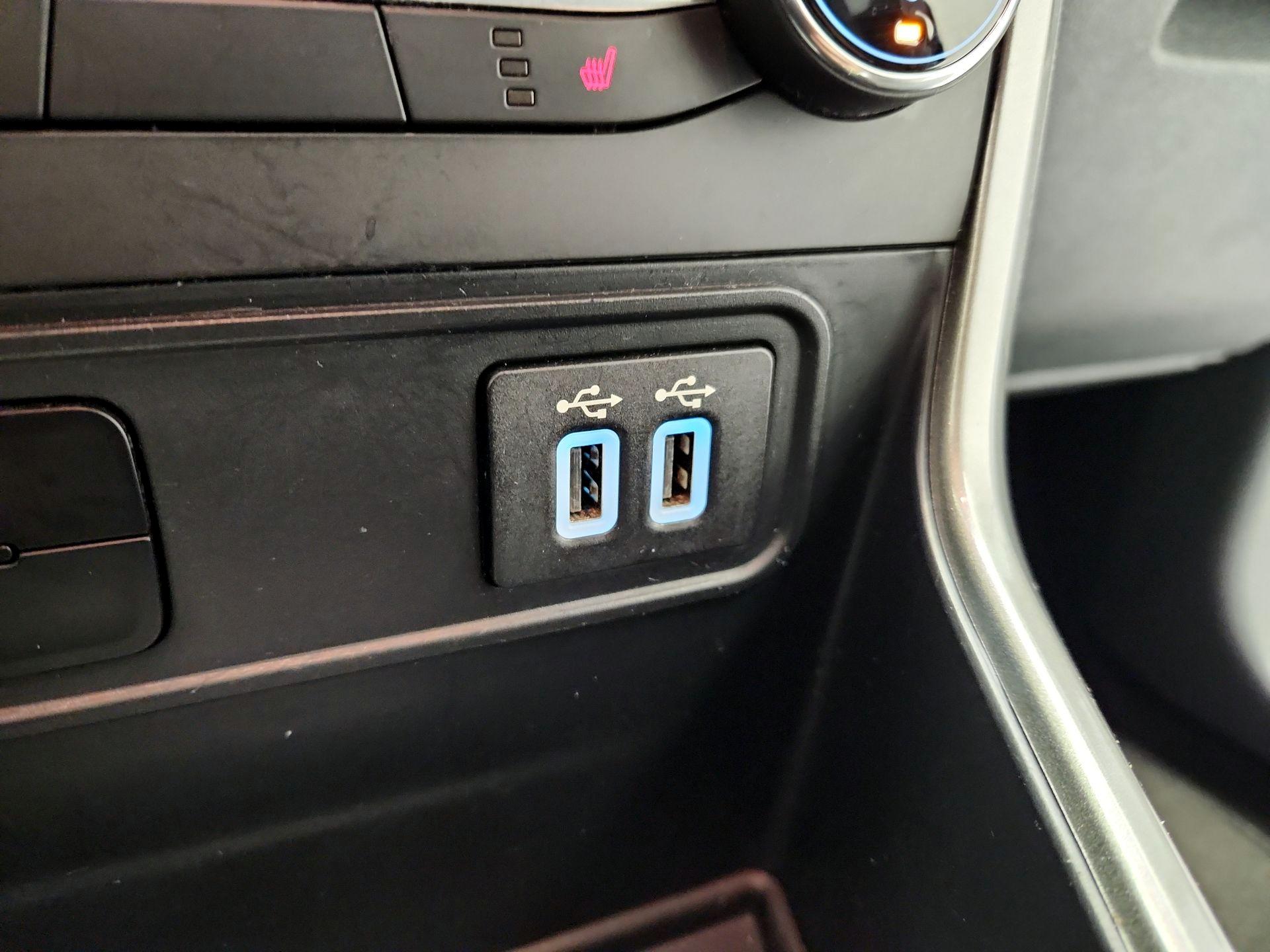 Thumbnail: 2021 Ford EcoSport - 18