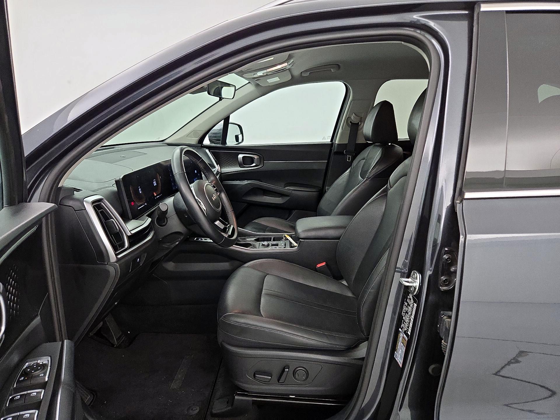 Thumbnail: 2024 Kia Sorento - 11