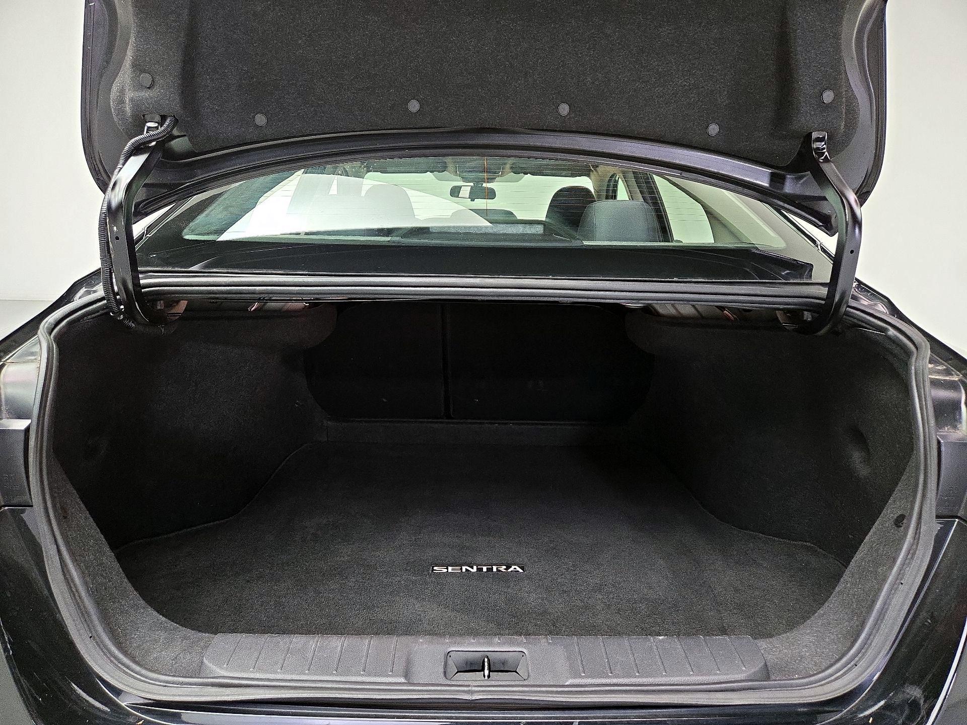 Thumbnail: 2024 Nissan Sentra - 20