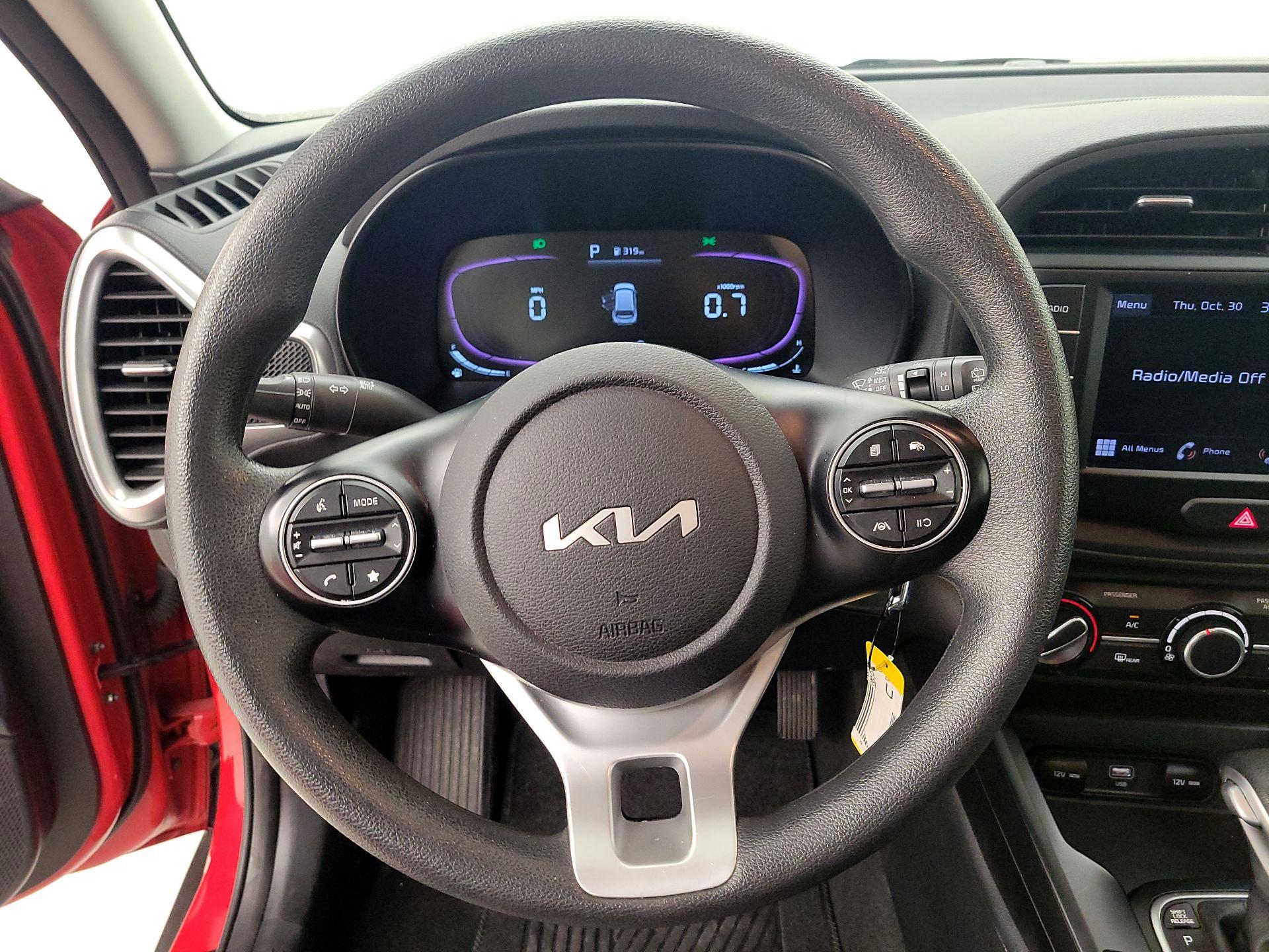 Thumbnail: 2023 Kia Soul - 10