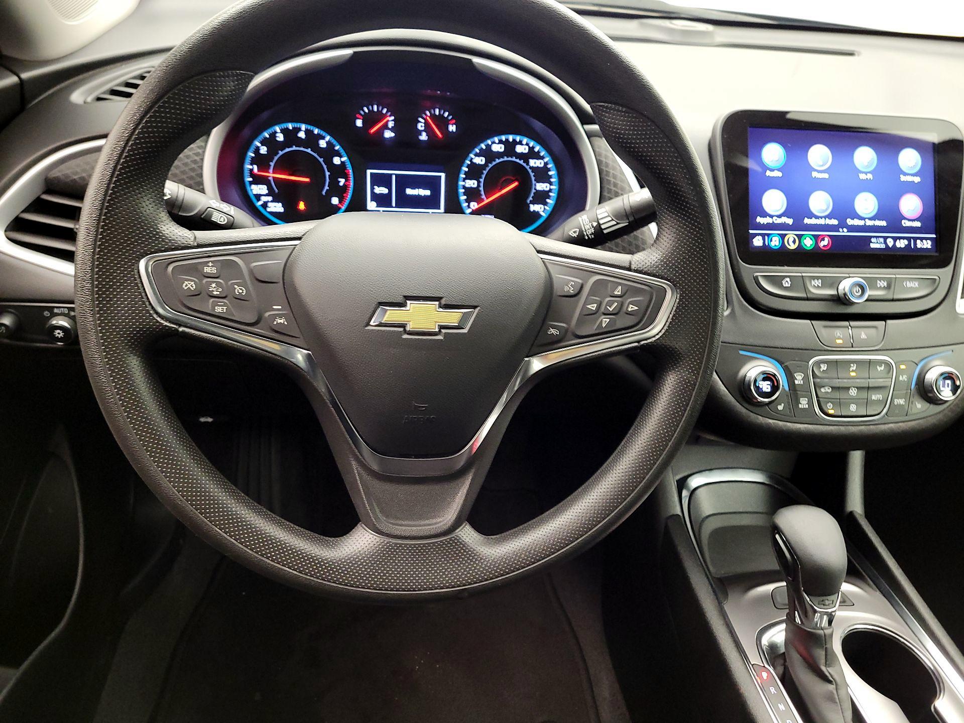 Thumbnail: 2023 Chevrolet Malibu - 10