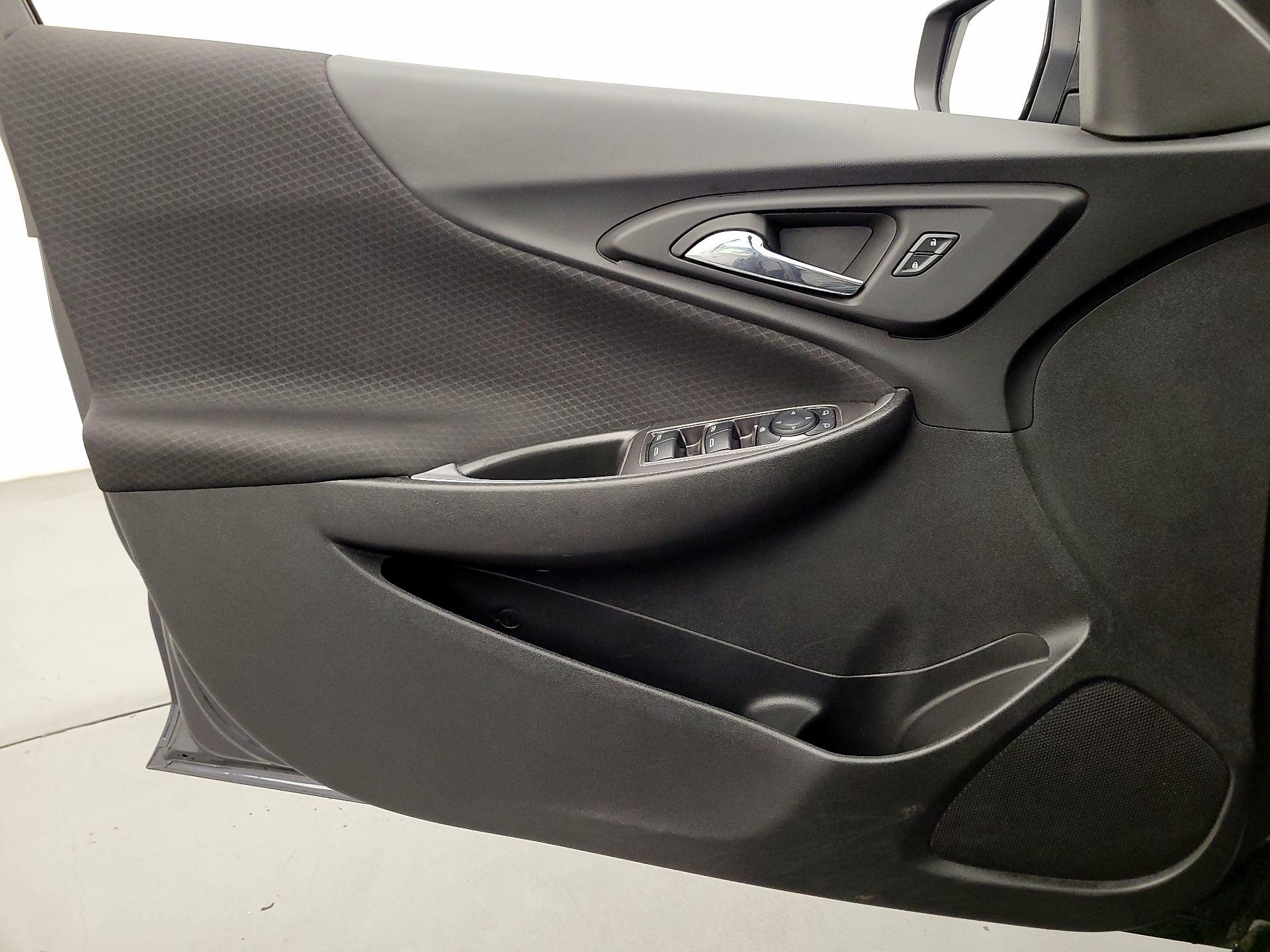 Thumbnail: 2023 Chevrolet Malibu - 12