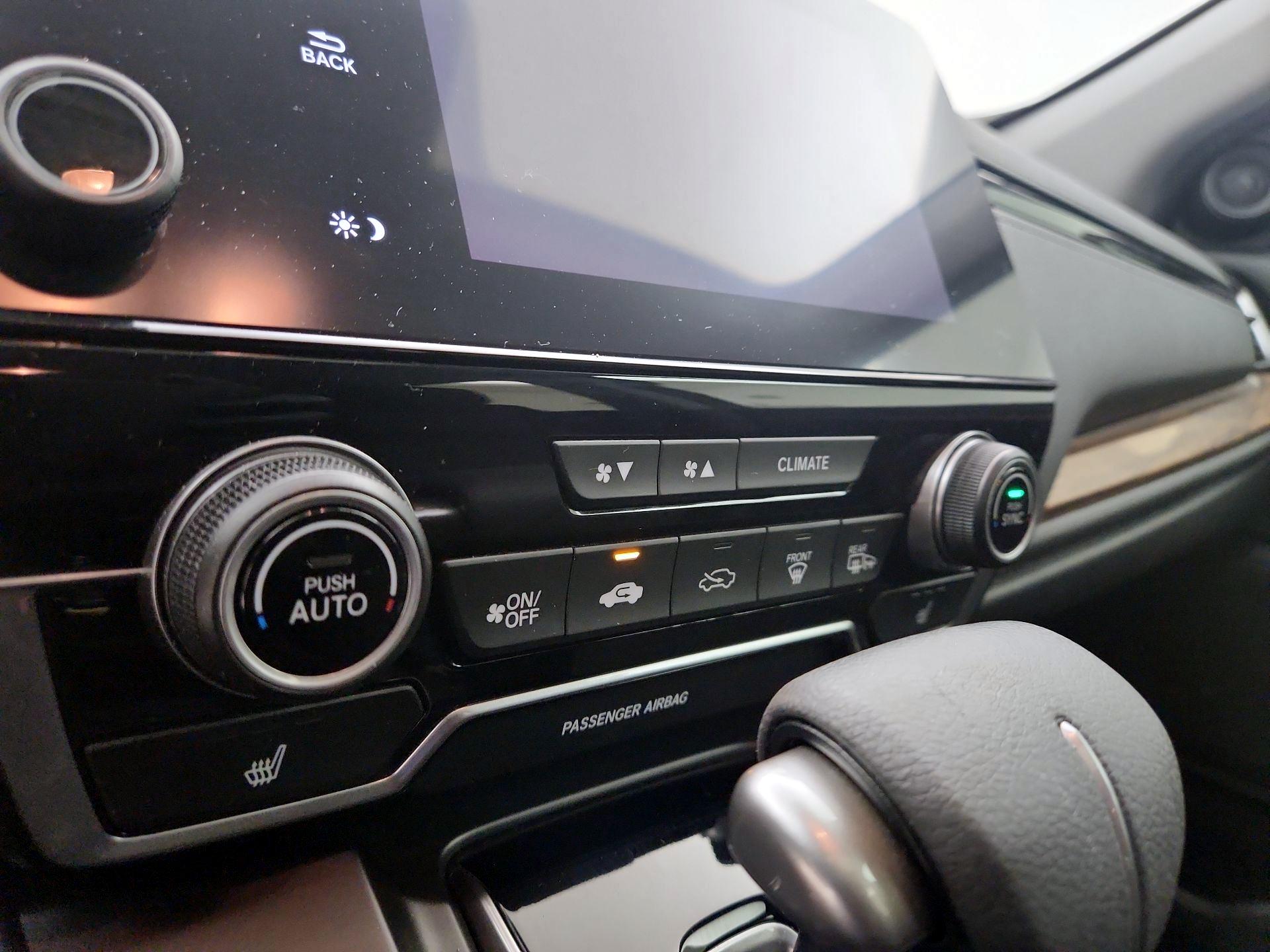 Thumbnail: 2018 Honda CR-V - 16