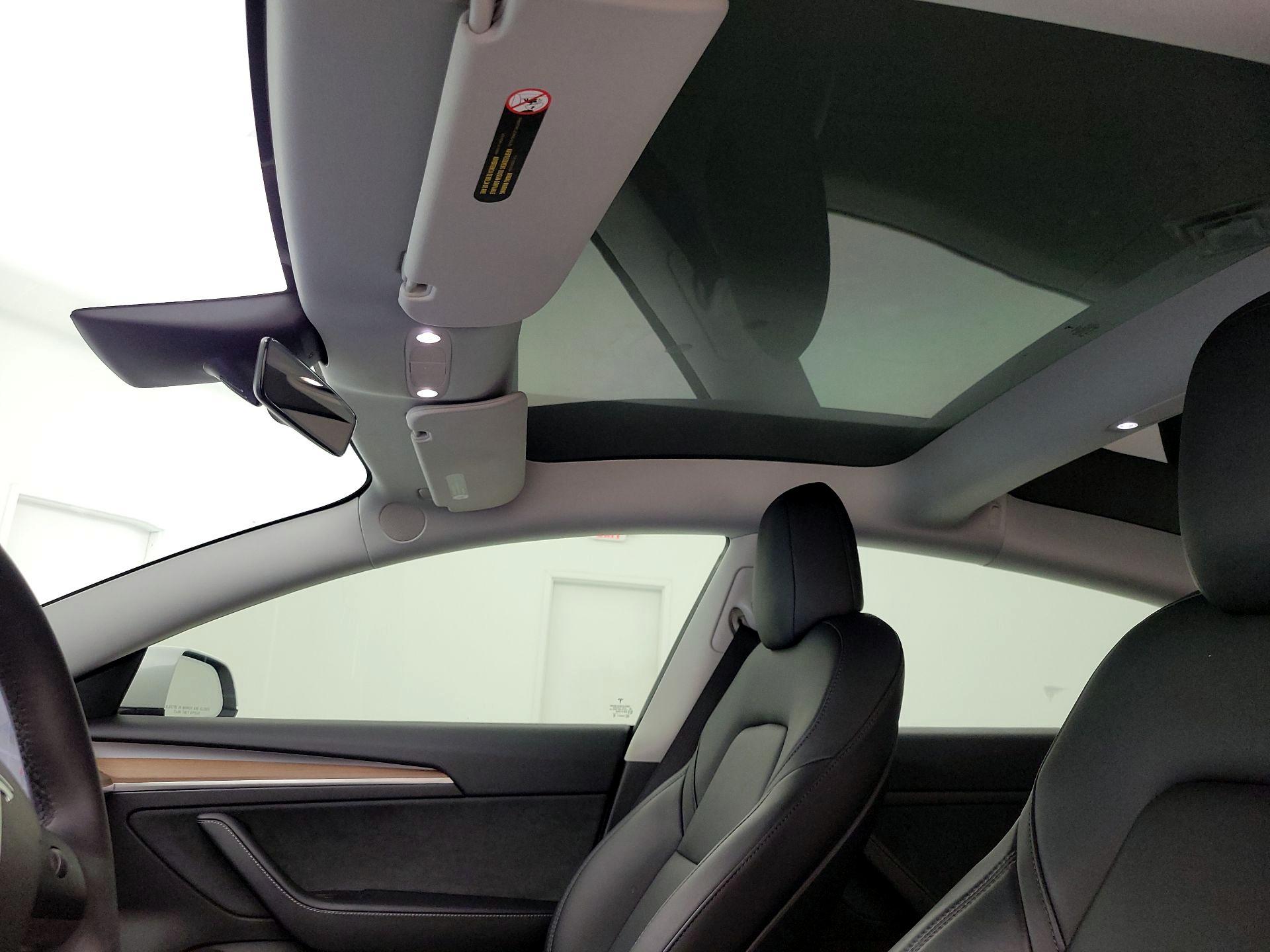 Thumbnail: 2021 Tesla Model 3 - 18