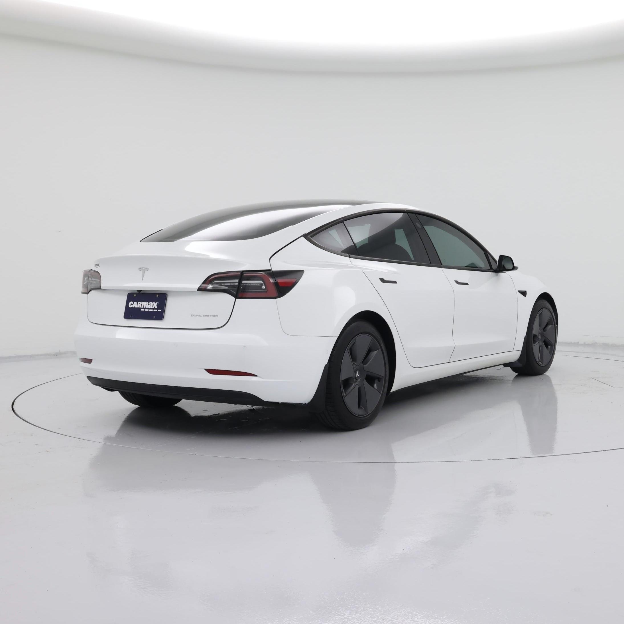 Thumbnail: 2021 Tesla Model 3 - 8