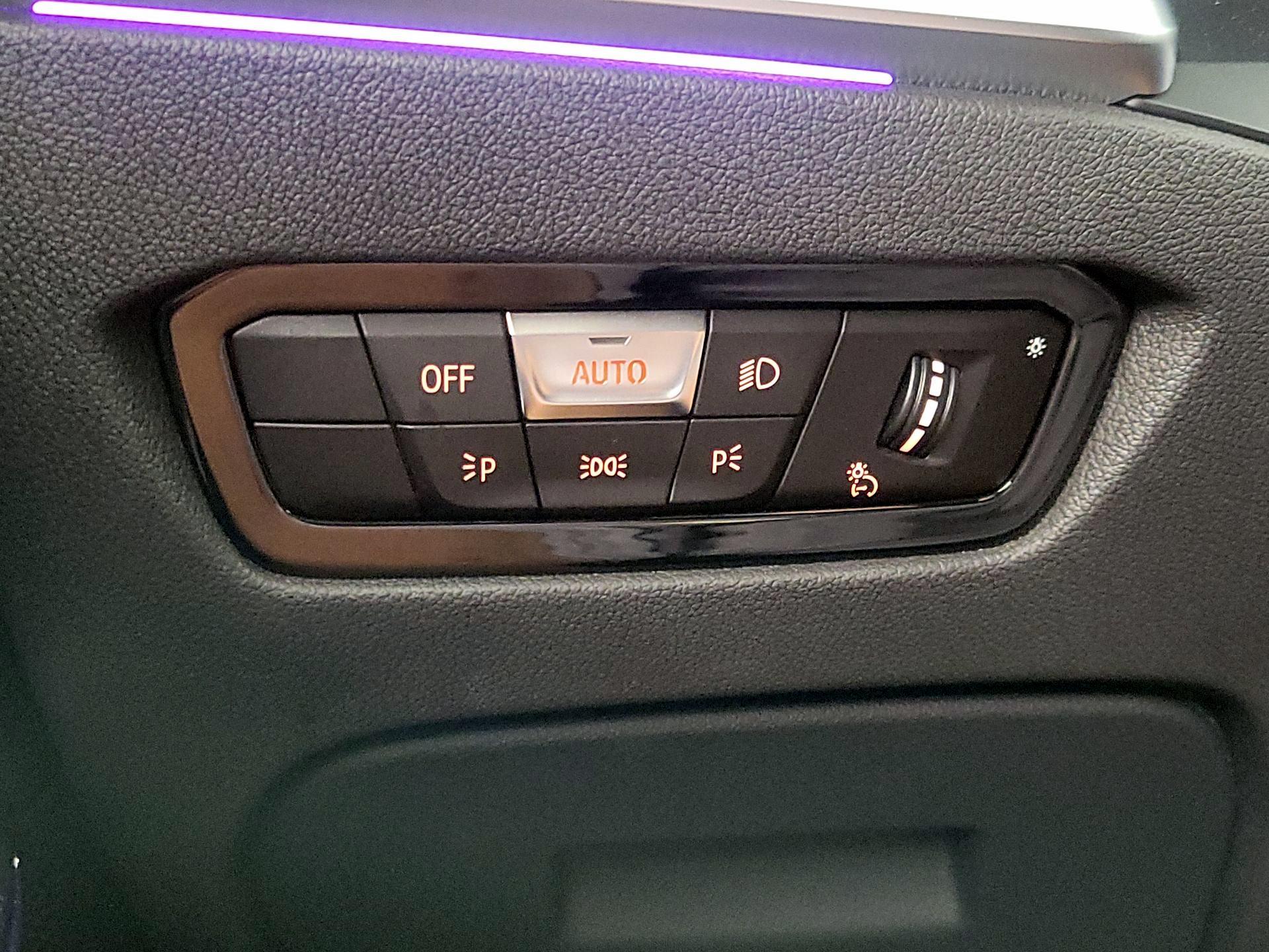 Thumbnail: 2021 BMW 3 Series - 13