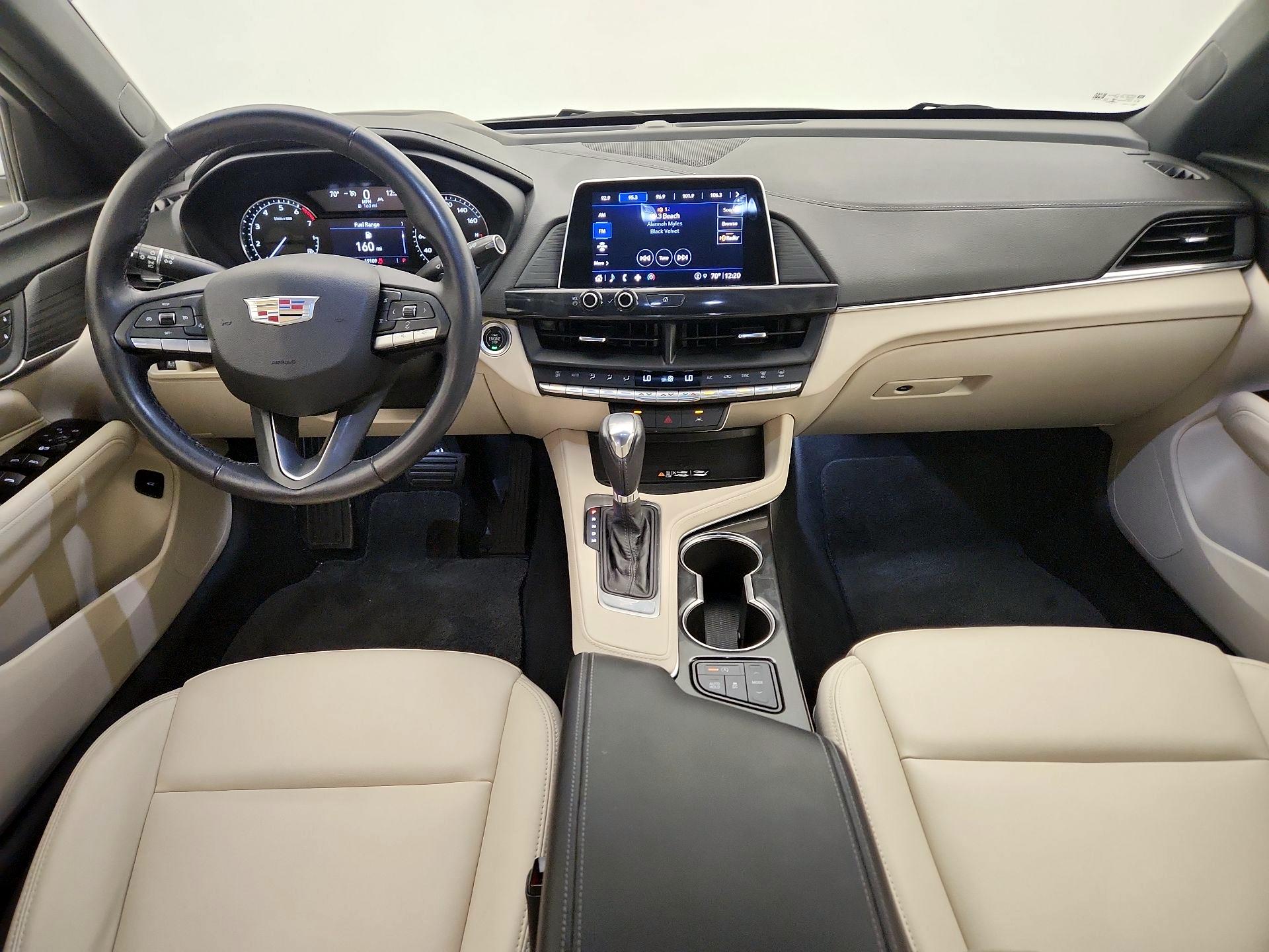 Thumbnail: 2023 Cadillac CT4 - 9