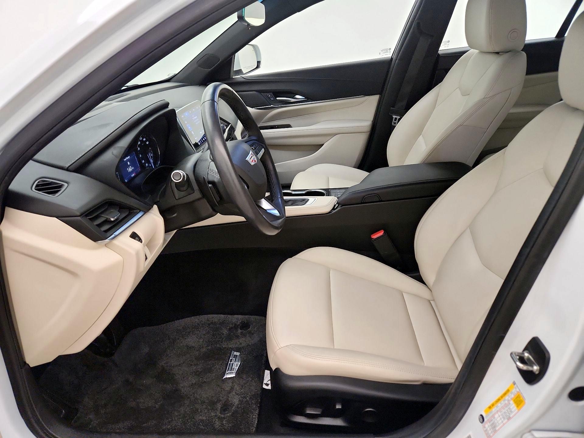 Thumbnail: 2023 Cadillac CT4 - 11