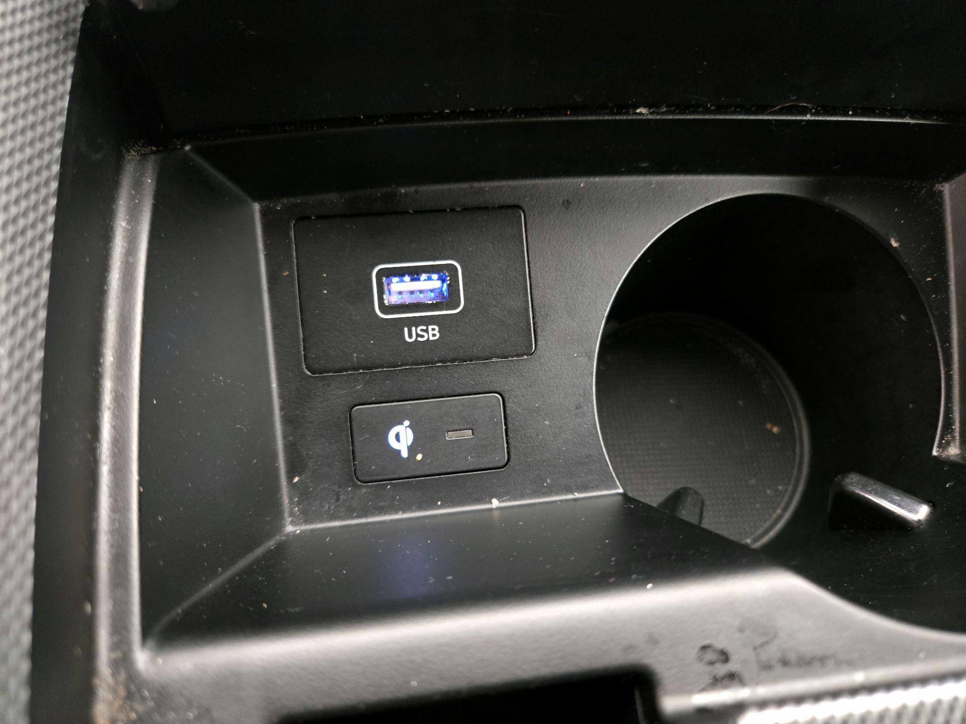 Thumbnail: 2023 Hyundai Santa Fe - 19