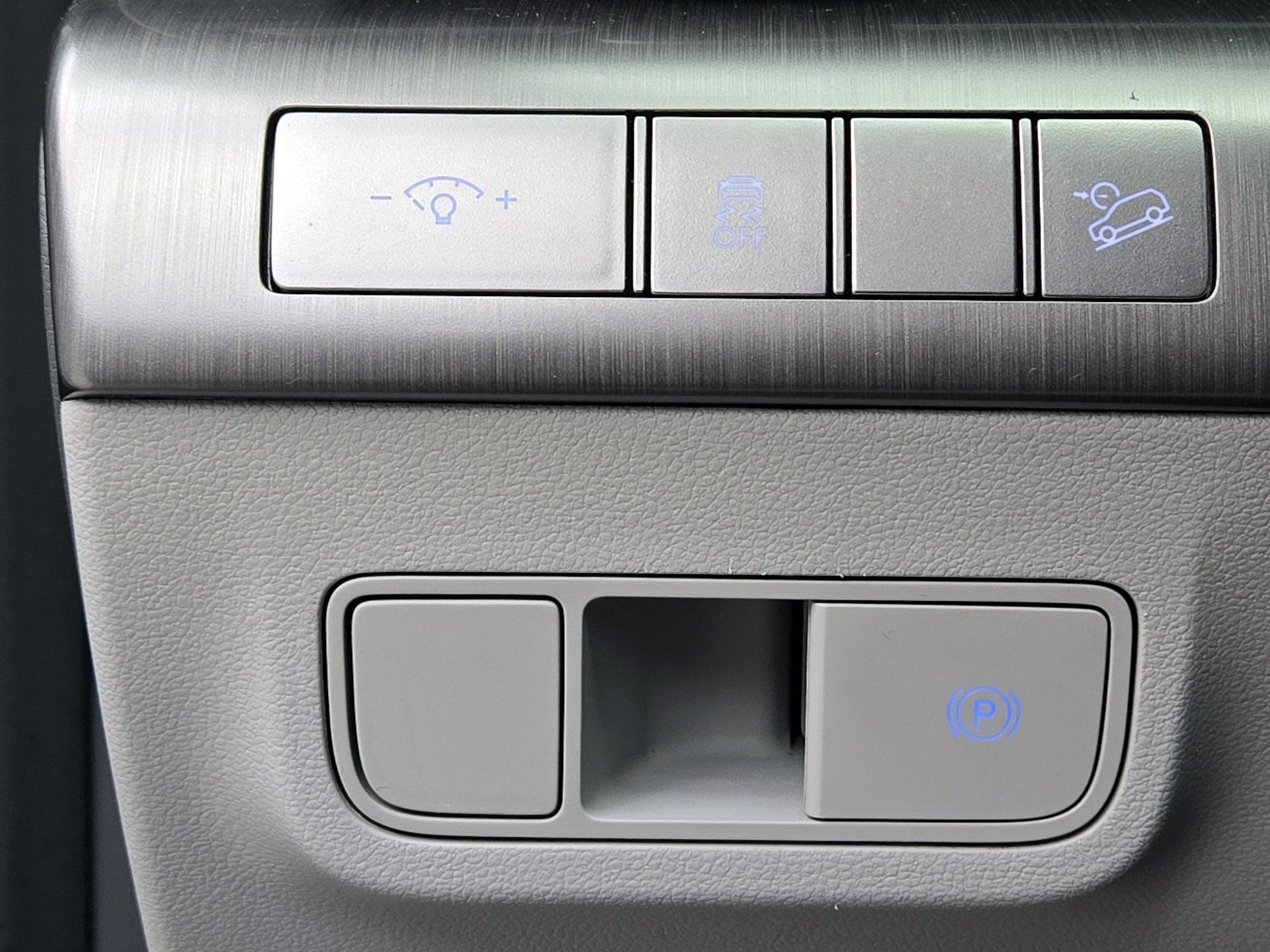 Thumbnail: 2024 Hyundai Kona - 13