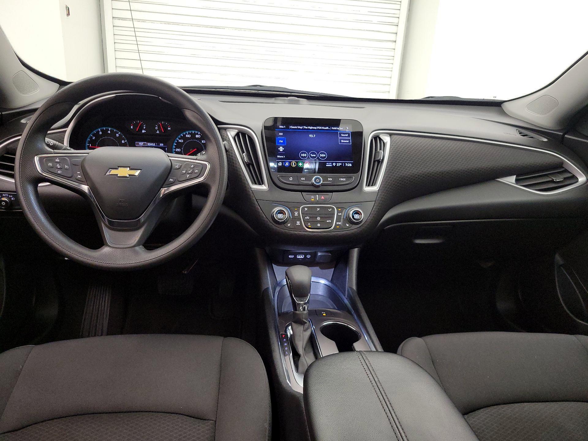 Thumbnail: 2024 Chevrolet Malibu - 9