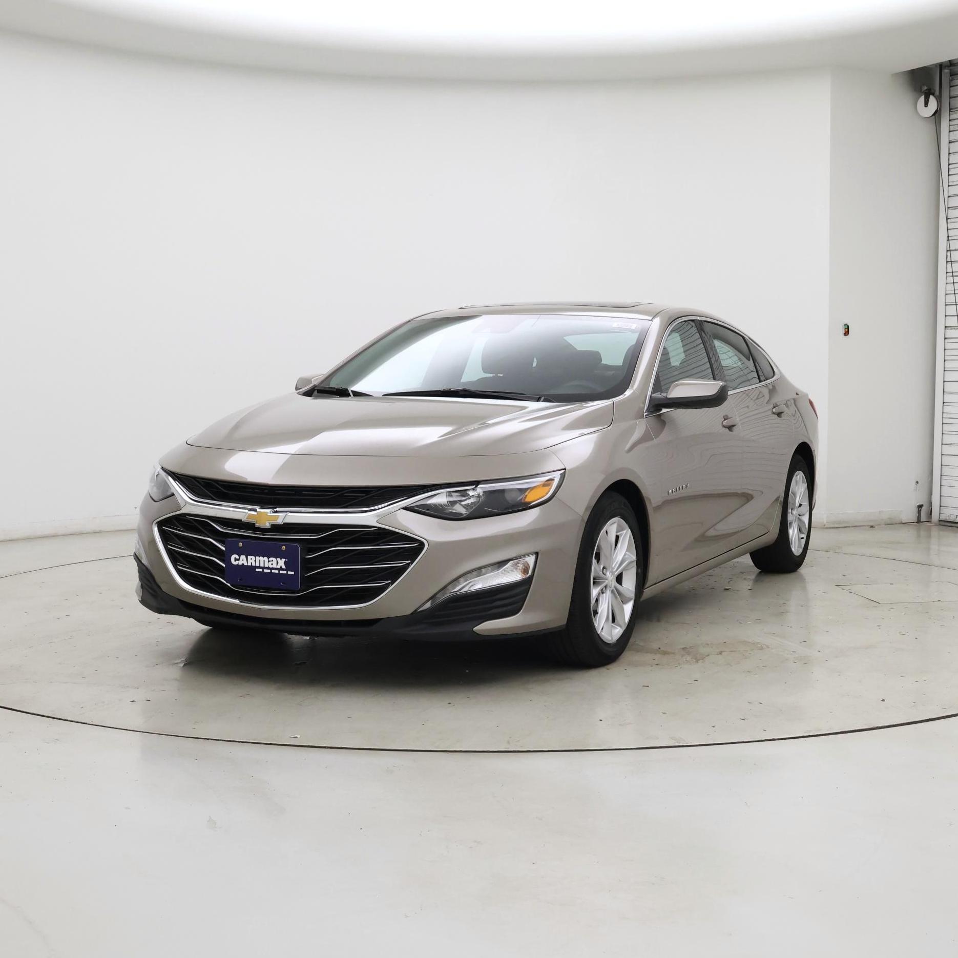 Thumbnail: 2024 Chevrolet Malibu - 4