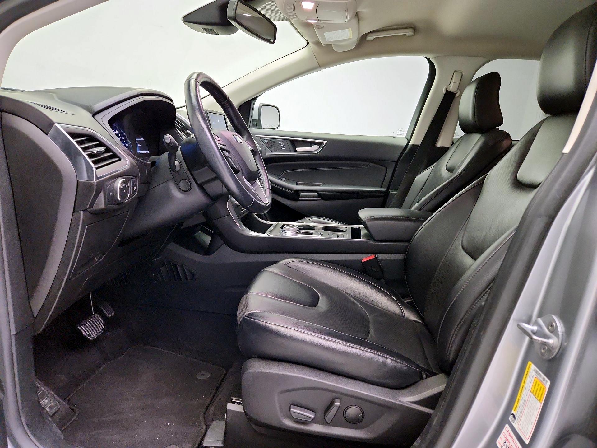 Thumbnail: 2022 Ford Edge - 11