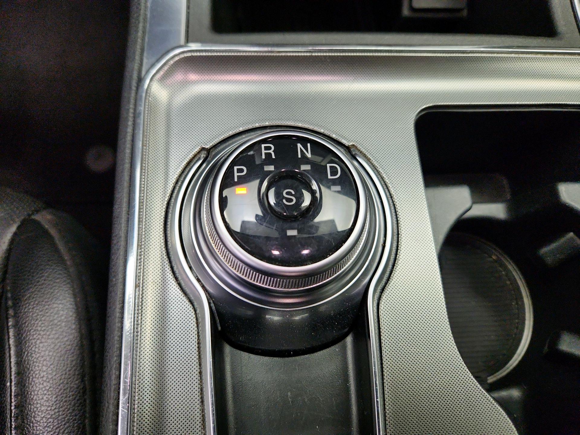 Thumbnail: 2022 Ford Edge - 18