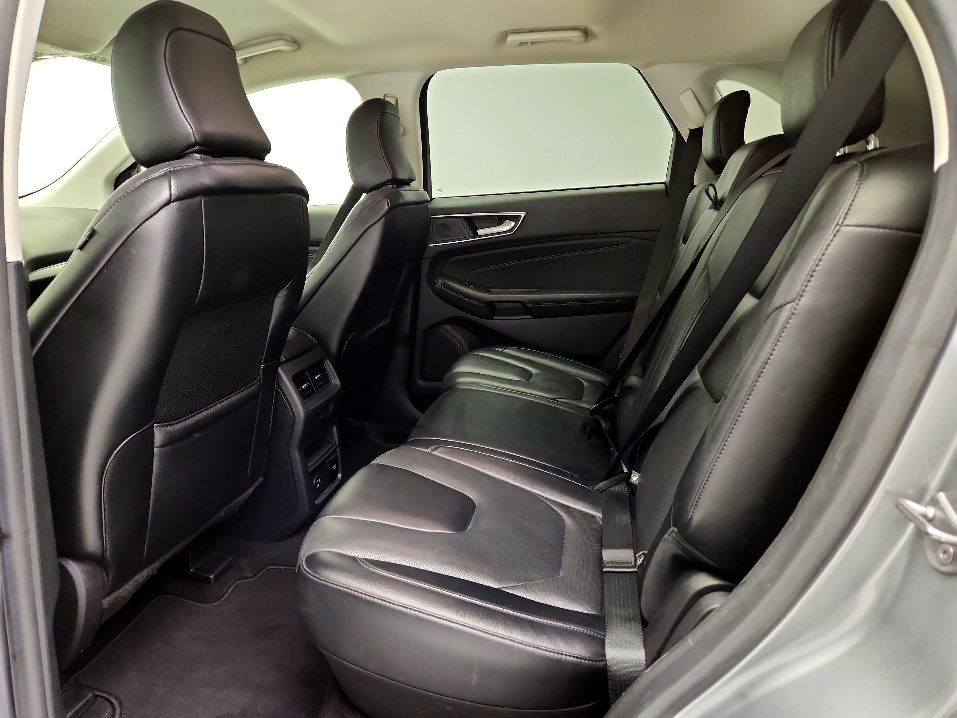 Thumbnail: 2022 Ford Edge - 20