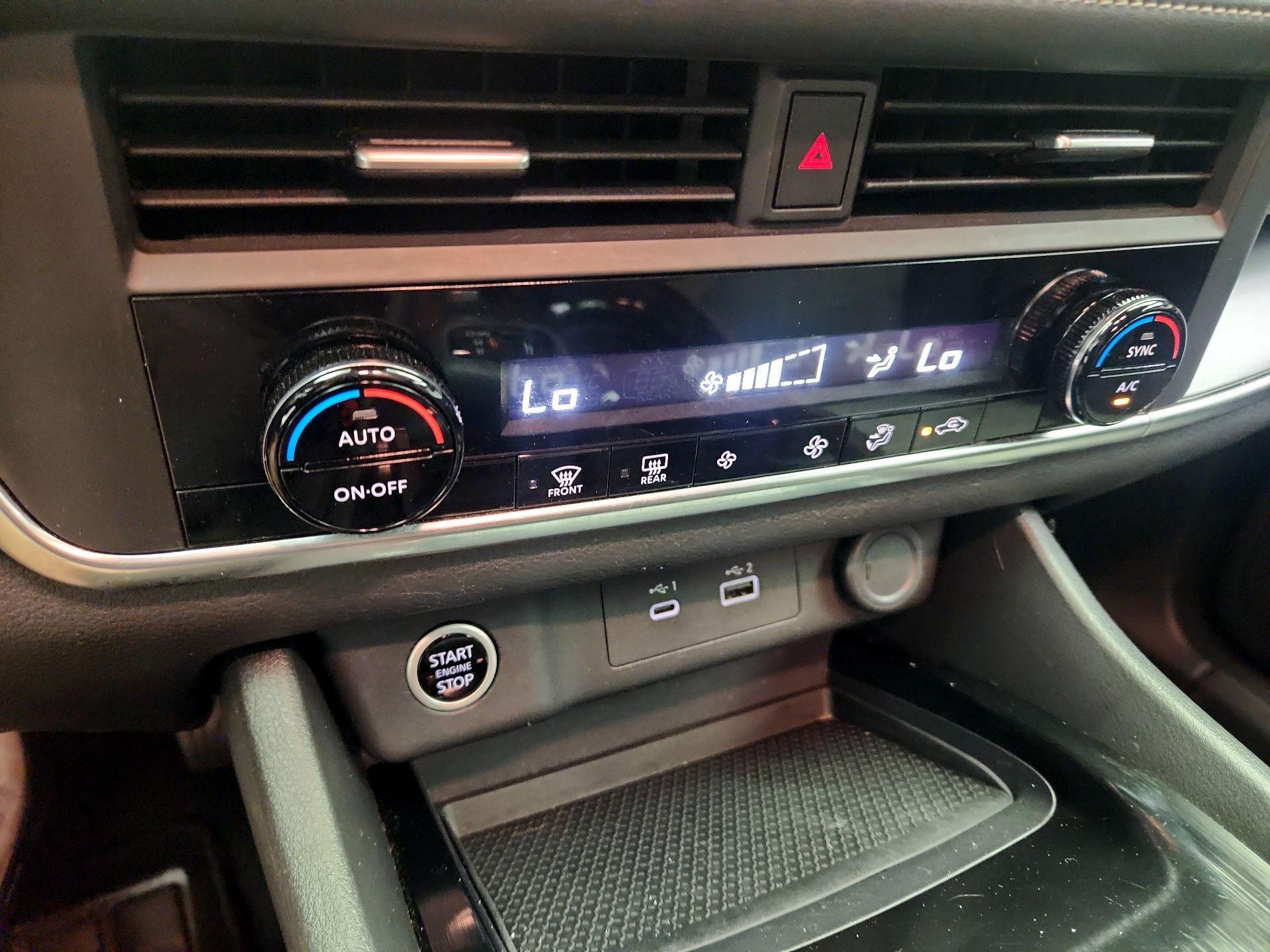 Thumbnail: 2023 Nissan Rogue - 16