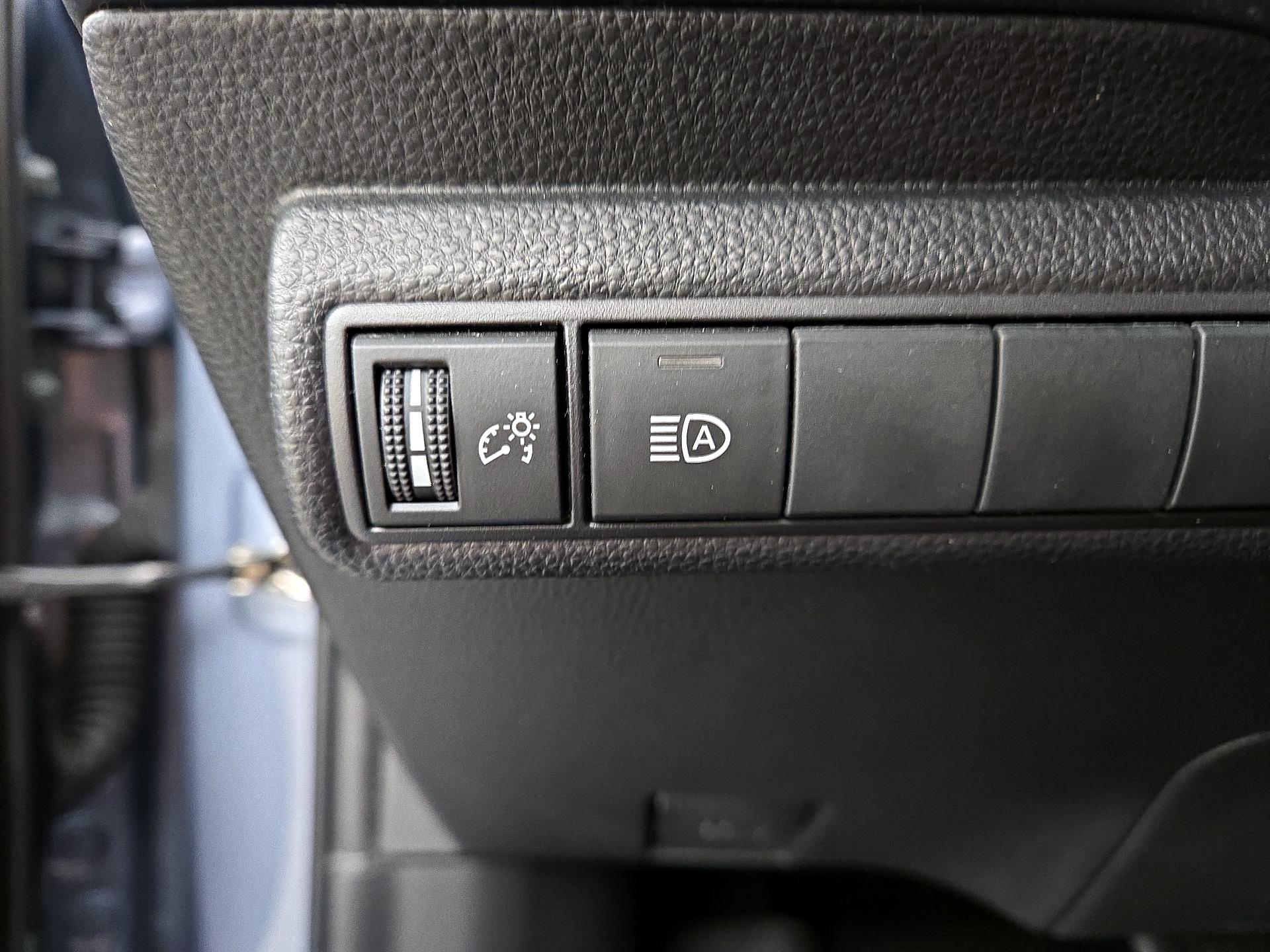 Thumbnail: 2022 Toyota Corolla - 13