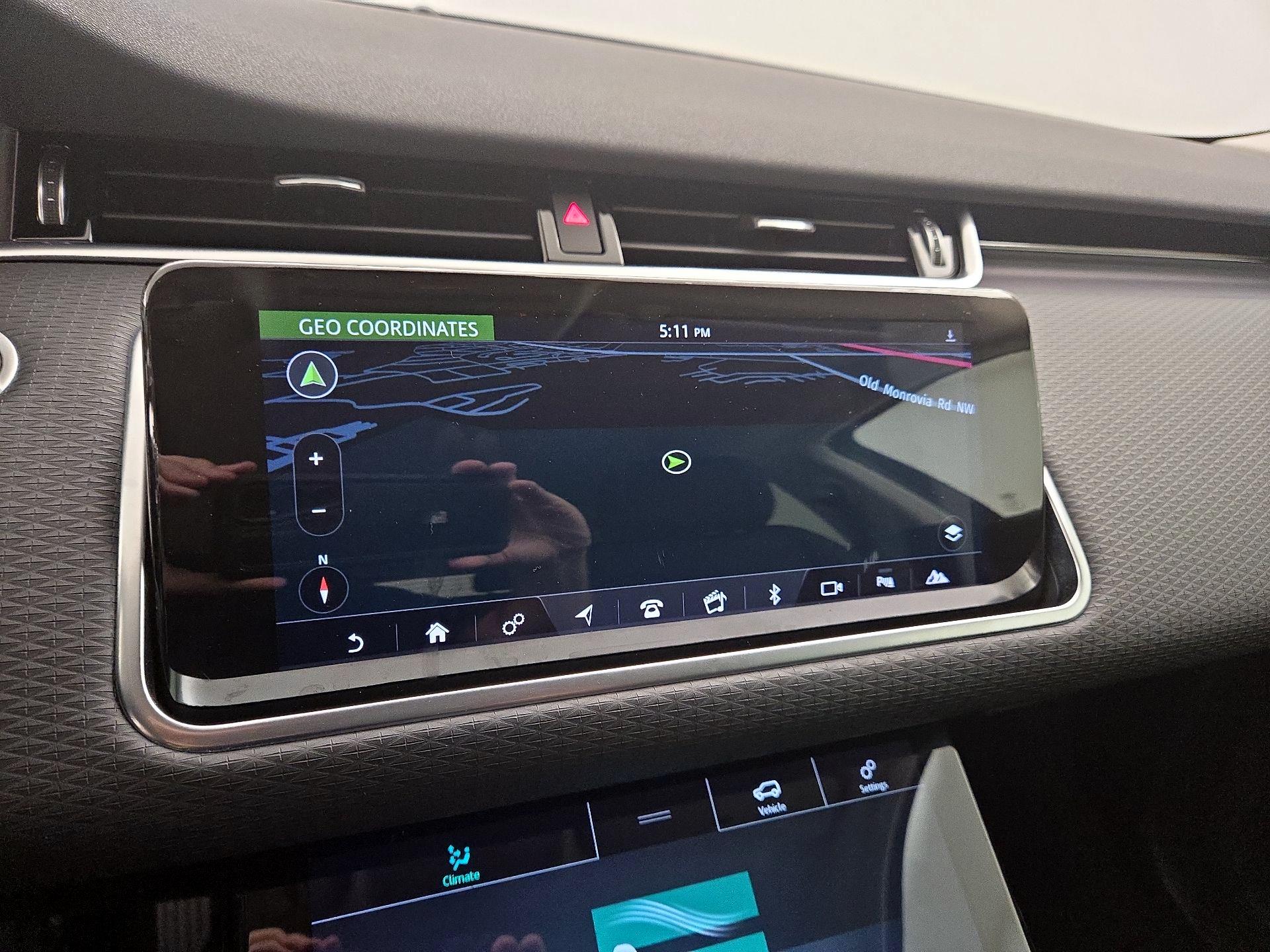 Thumbnail: 2020 Land Rover Range Rover Evoque - 14