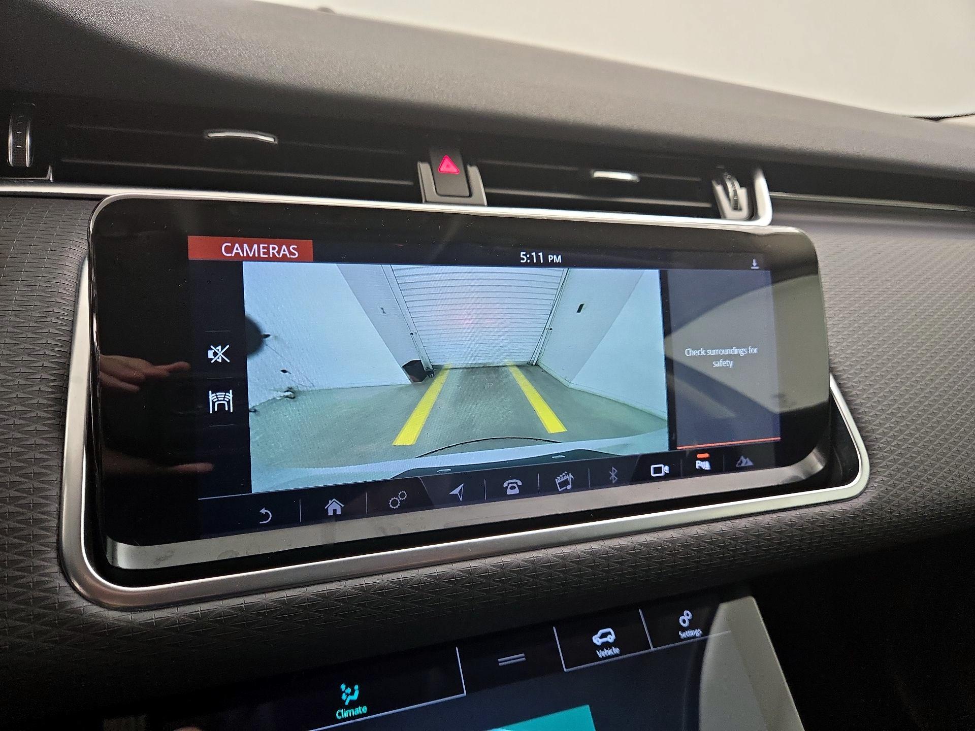 Thumbnail: 2020 Land Rover Range Rover Evoque - 15