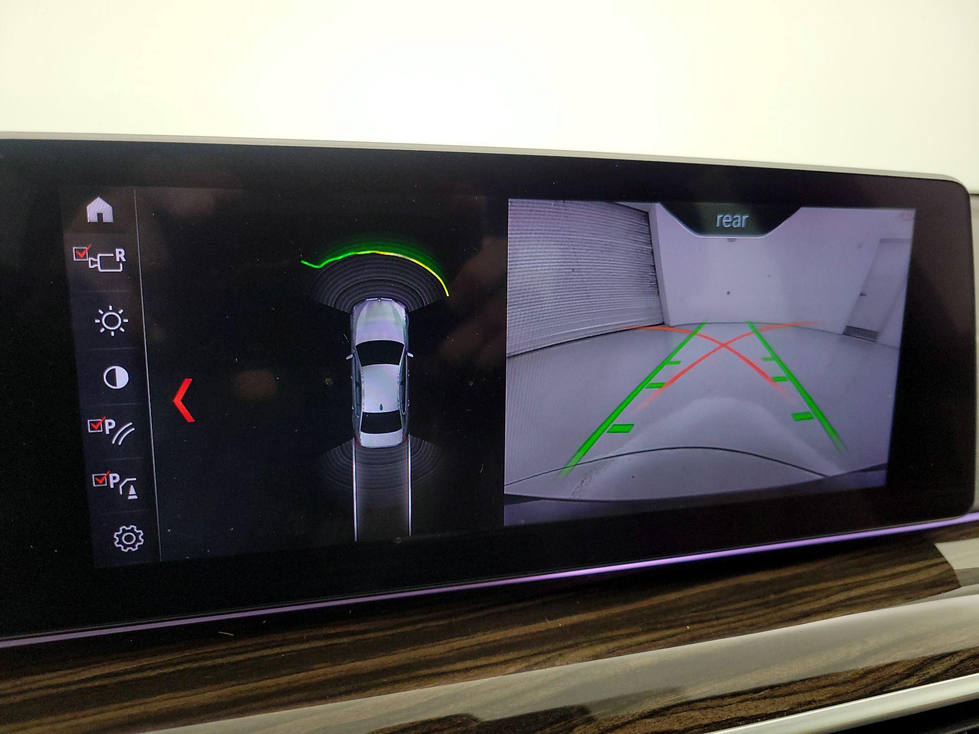 Thumbnail: 2019 BMW 5 Series - 15